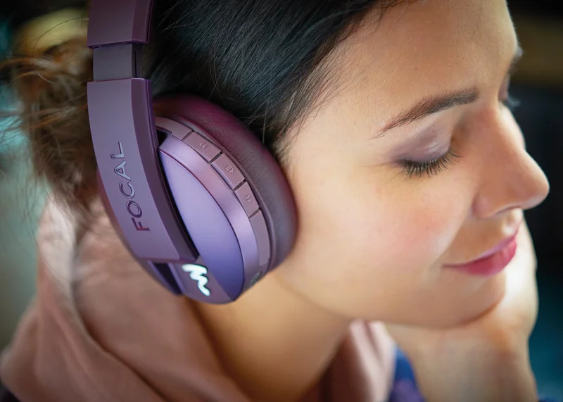 Listen_Wireless_Chic_10.jpg