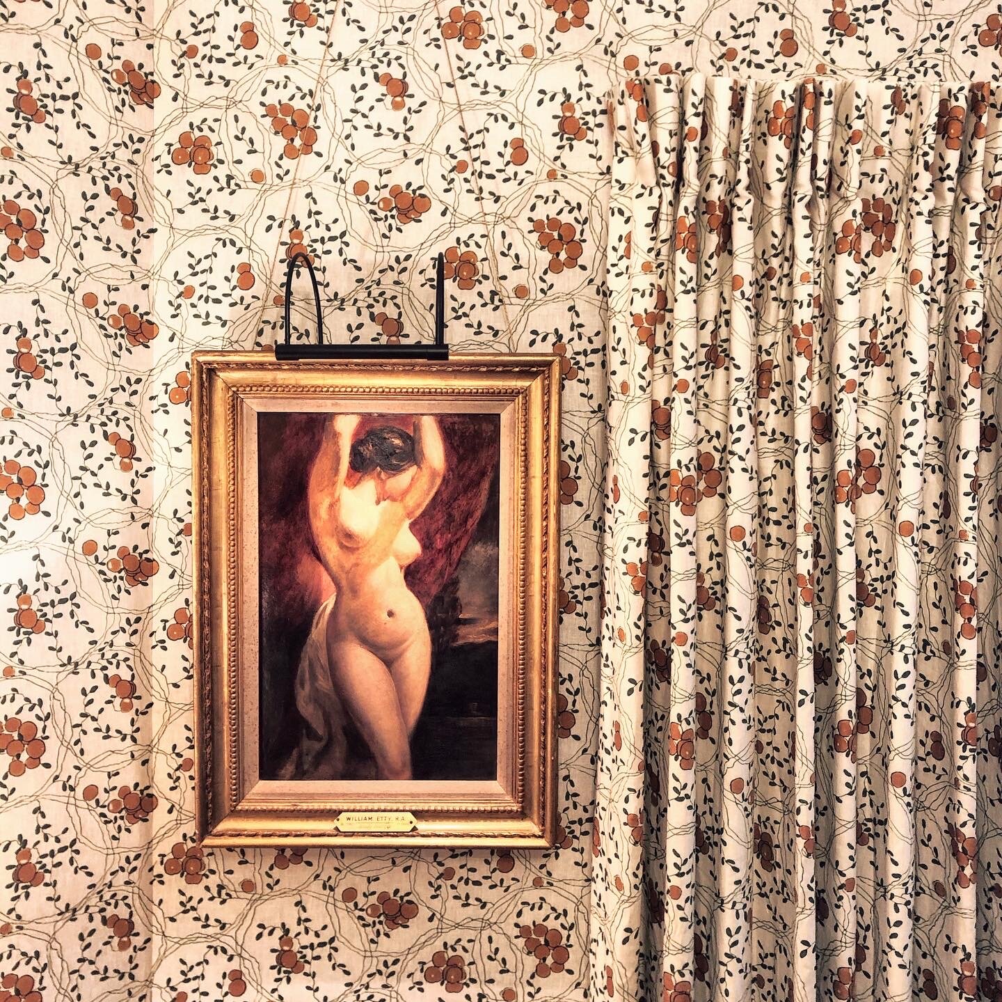 Study Walls In Rosa Bernal Fabric