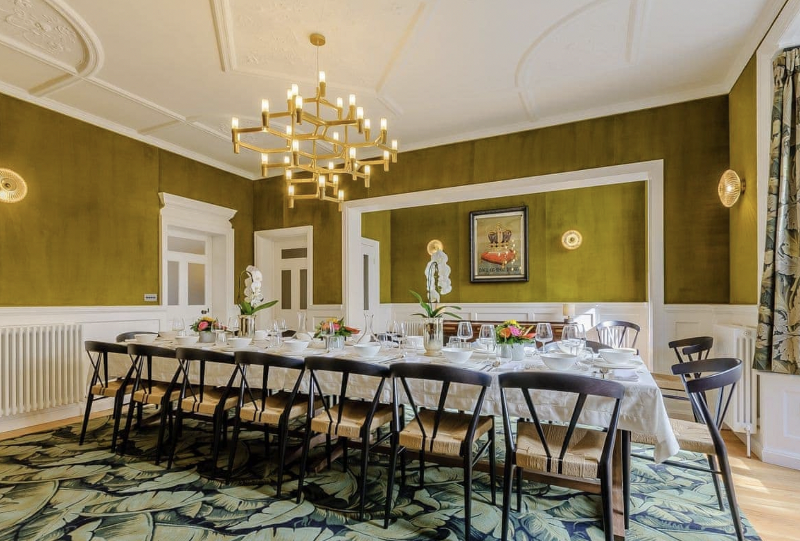 Velvet Dining Room - Braid .png