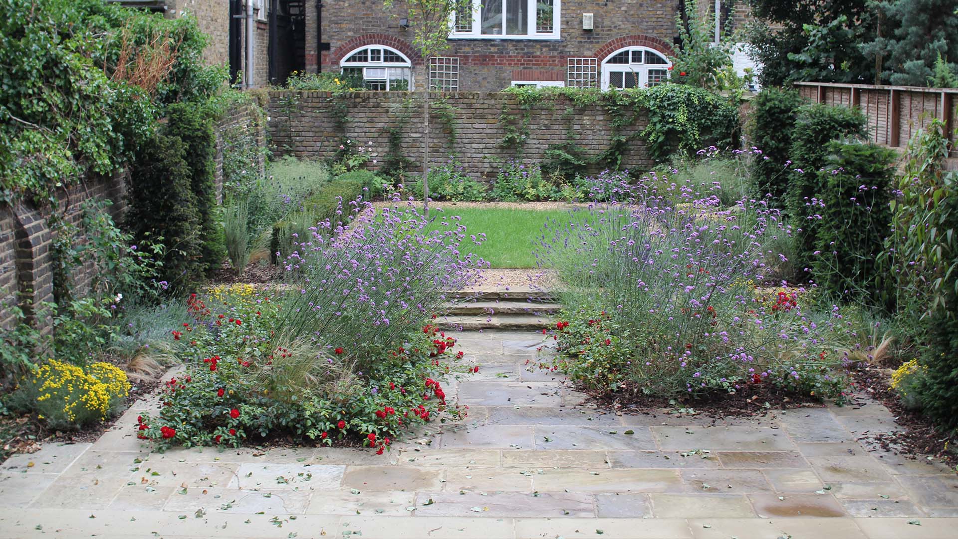 garden1.jpg