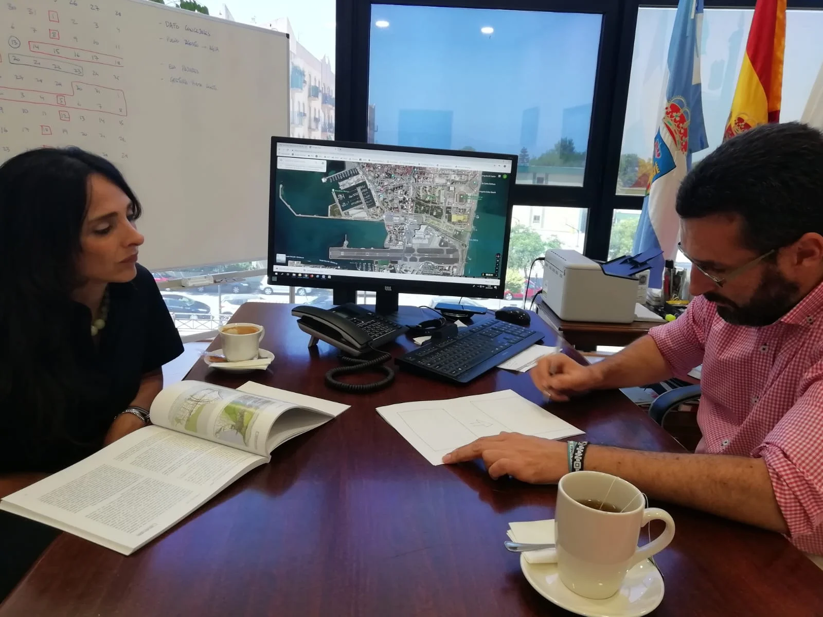 TOGETHER GIBRALTAR LEADER MEETS LA LINEA MAYOR