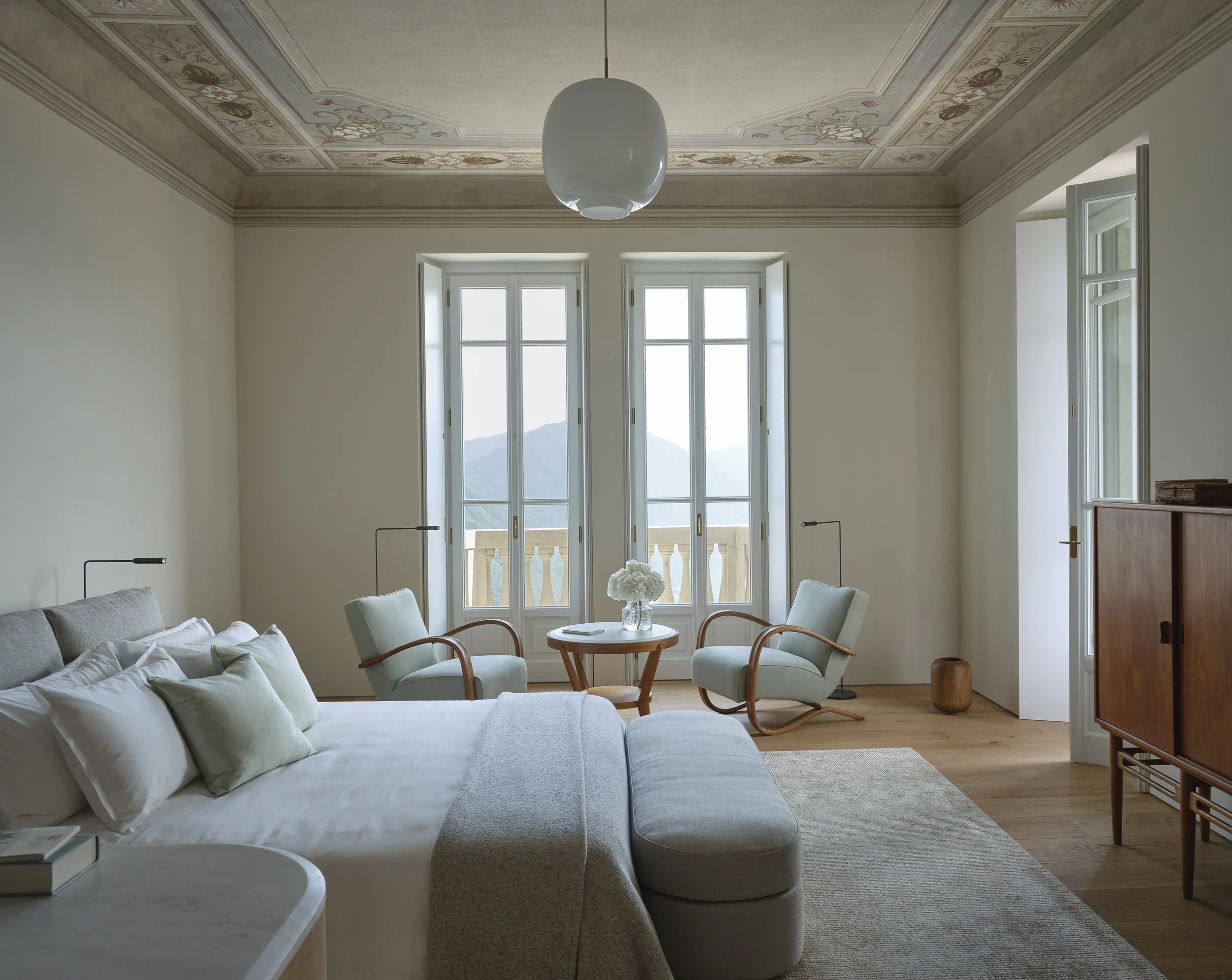 Lake Como Villa, Italy — STUDIO DAMINATO