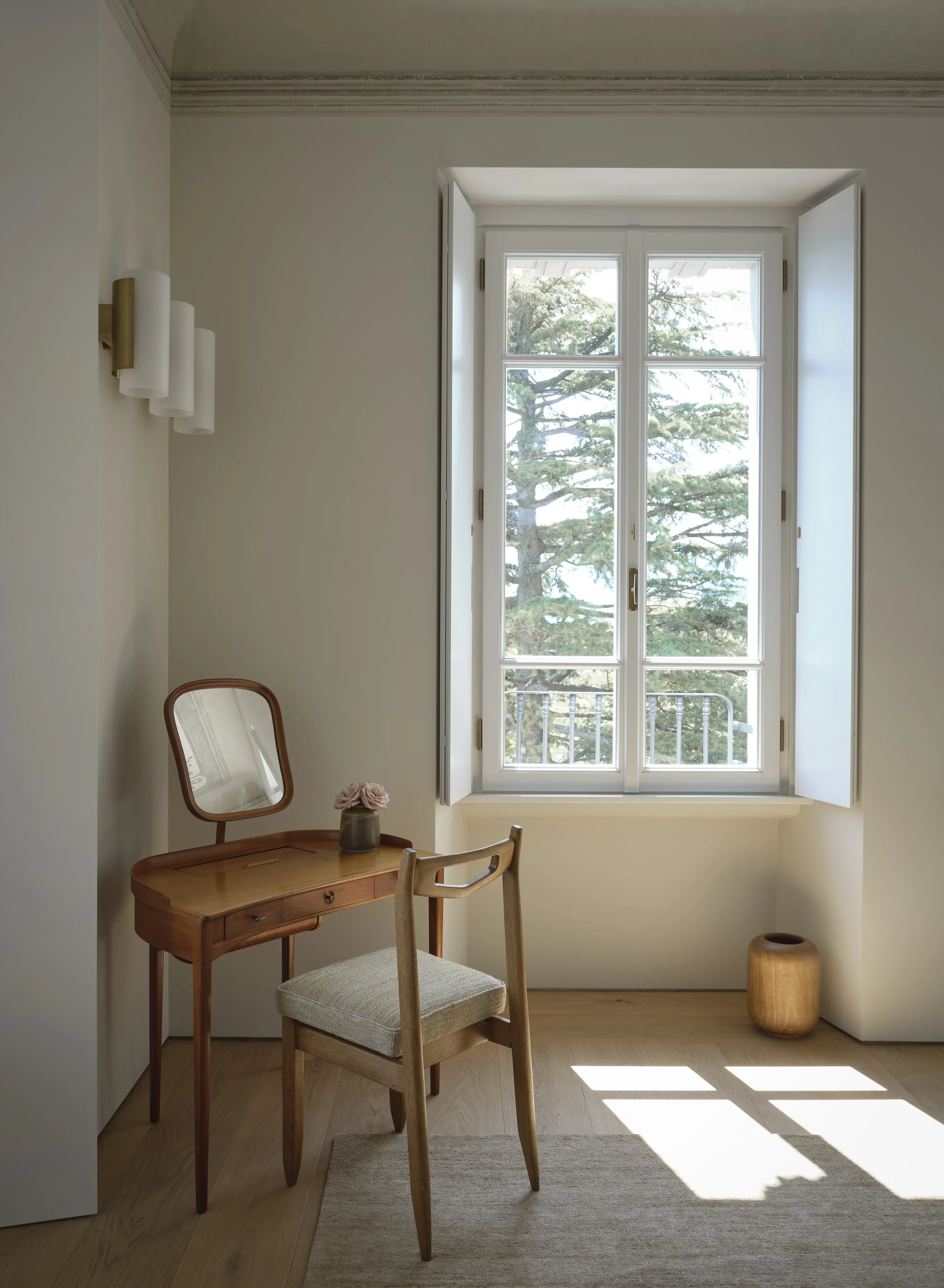 Lake Como Villa, Italy — STUDIO DAMINATO