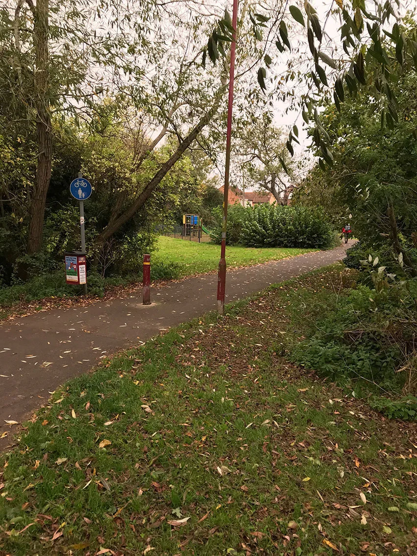 entrance to park in swindon