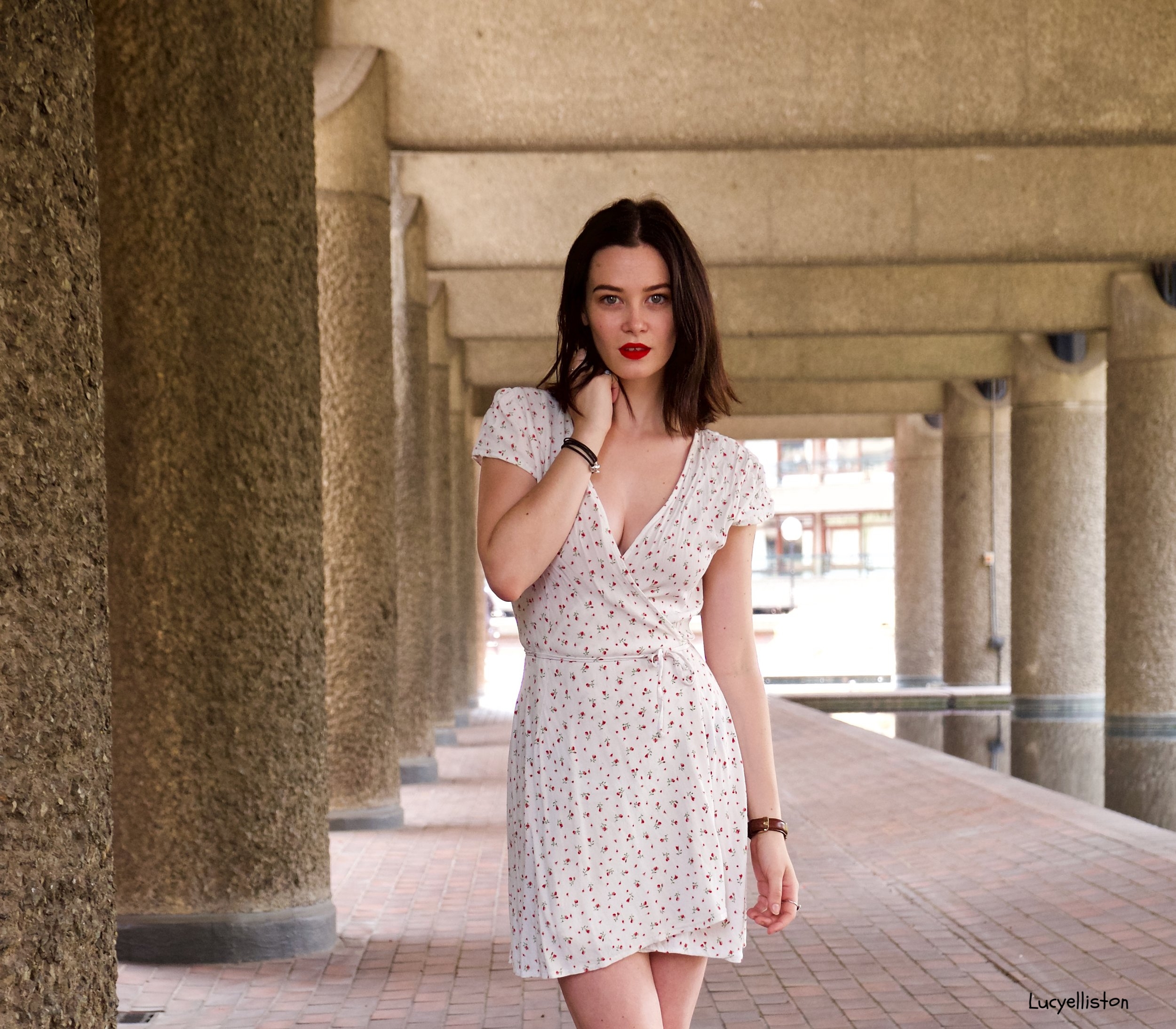 Model: @bethanylouiseslater