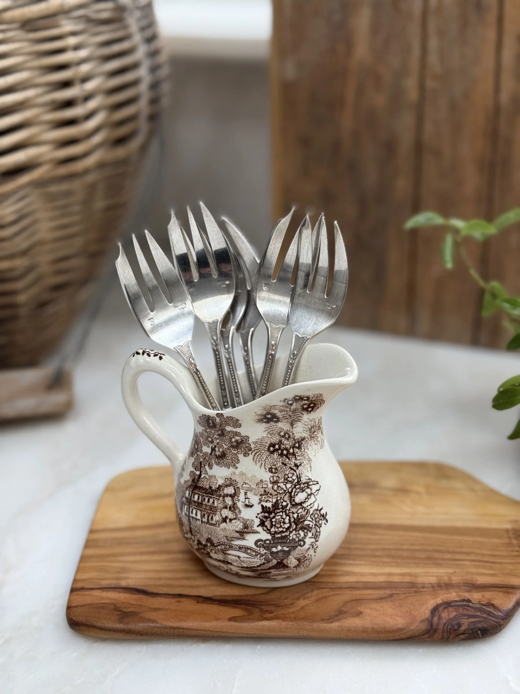 vintage-french-silver-dessert-forks-russian-handle-ercuis-paris (5).jpg