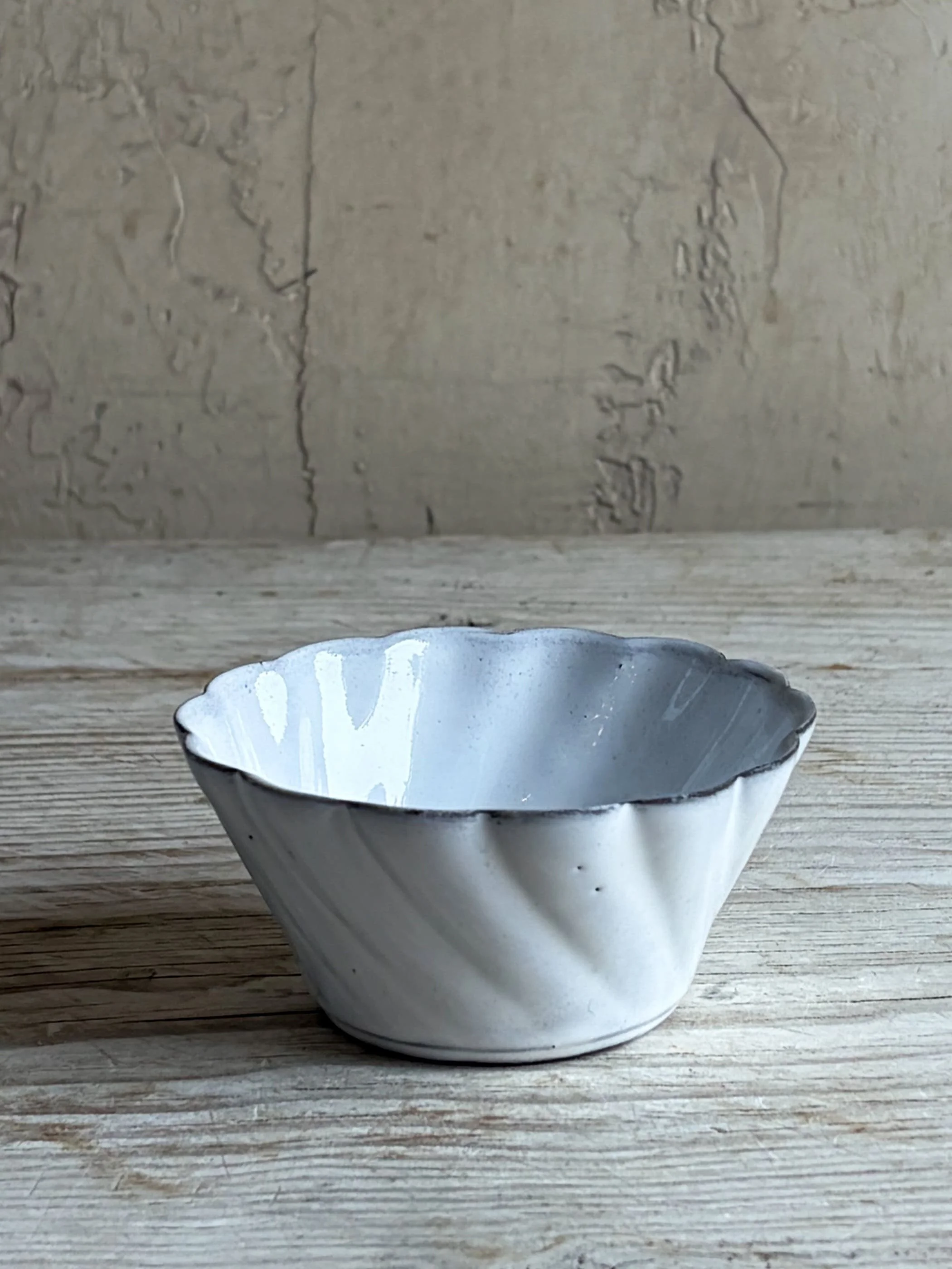 Reves d'Argile Swirled Rib Dish |  White Majolica Glazed Provence Pottery