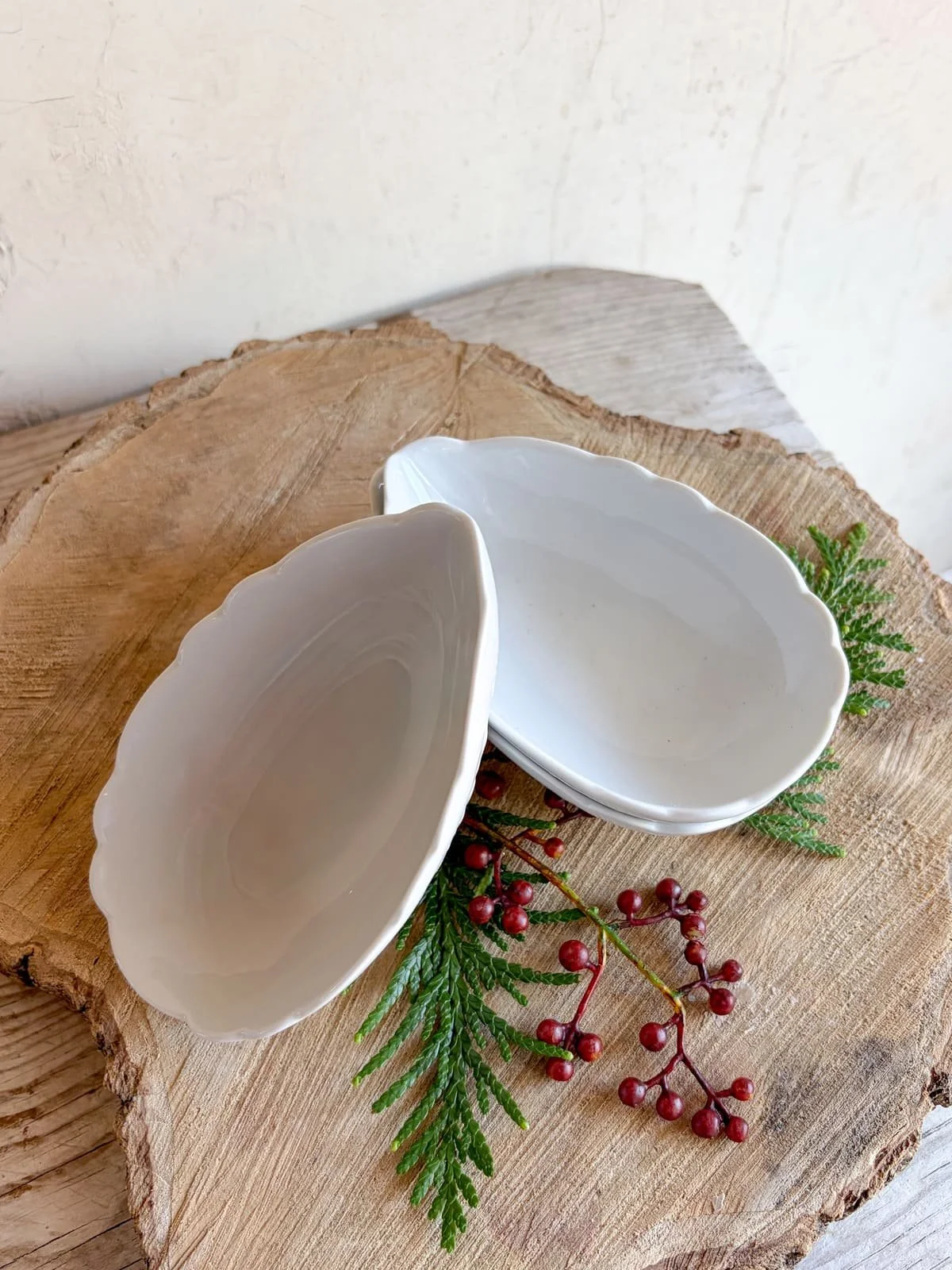 french-porcelain-philippe-deshoulieres-spoon-rest-dish (3).jpg