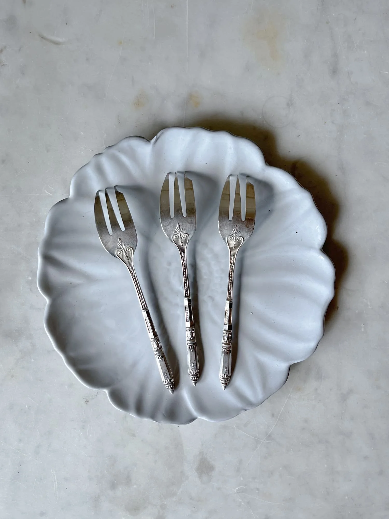 vintage-french-silver-dessert-forks-ornate-russian-handle-ercuis-paris.jpg