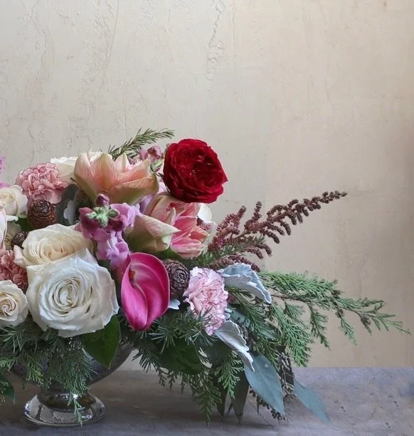 Seasonal holiday flower arrangement les fleurs le fleur andover florist flower delivery