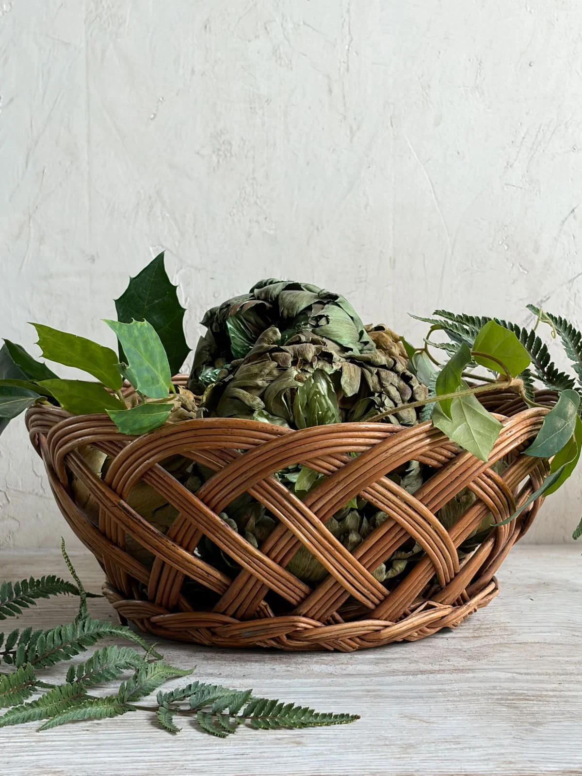 vintage-french-rattan-wicker-round-bread-basket (2).jpg