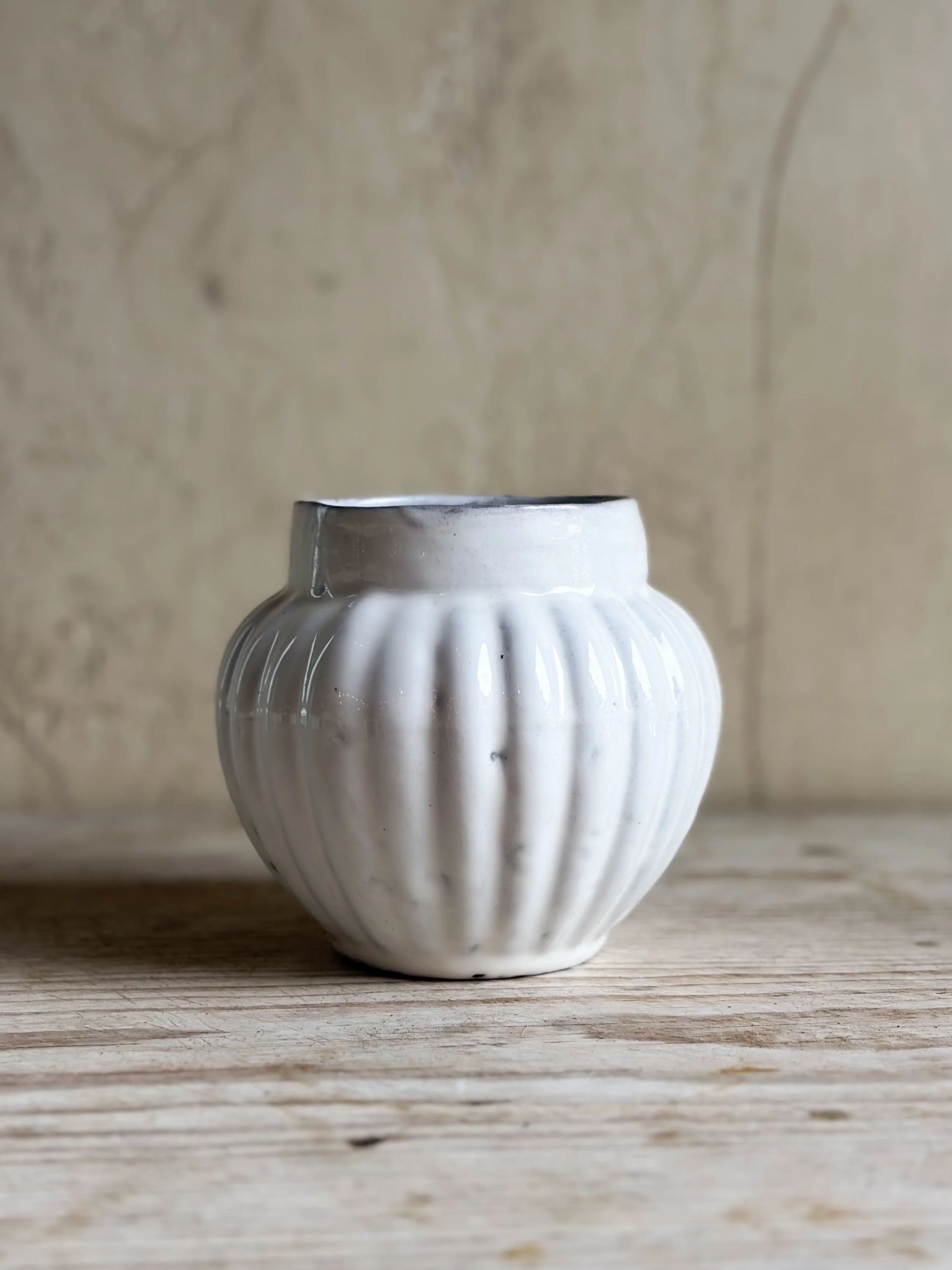 reves-argile-ceramic-melon-vase-provence-pottery-2.jpeg