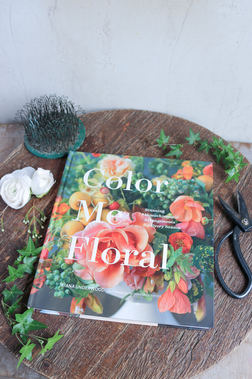 Design　Flower　Book-　Color　Table　Floral　Flower　Books,　Books,　Coffee　Arranging,　Floral　Me　Color　Guide