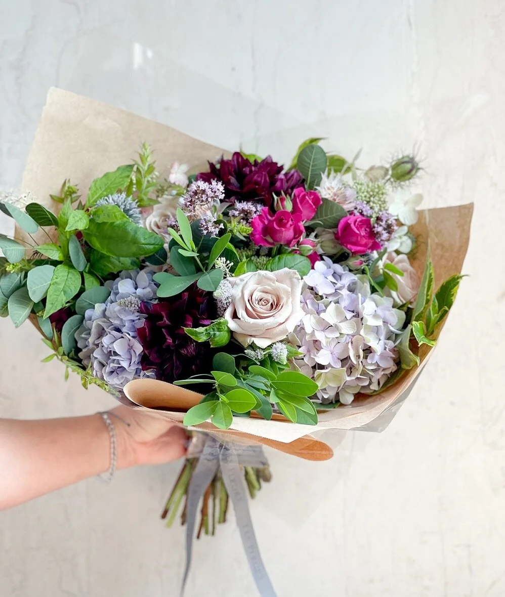 How to Create a Hand-Tied Bouquet