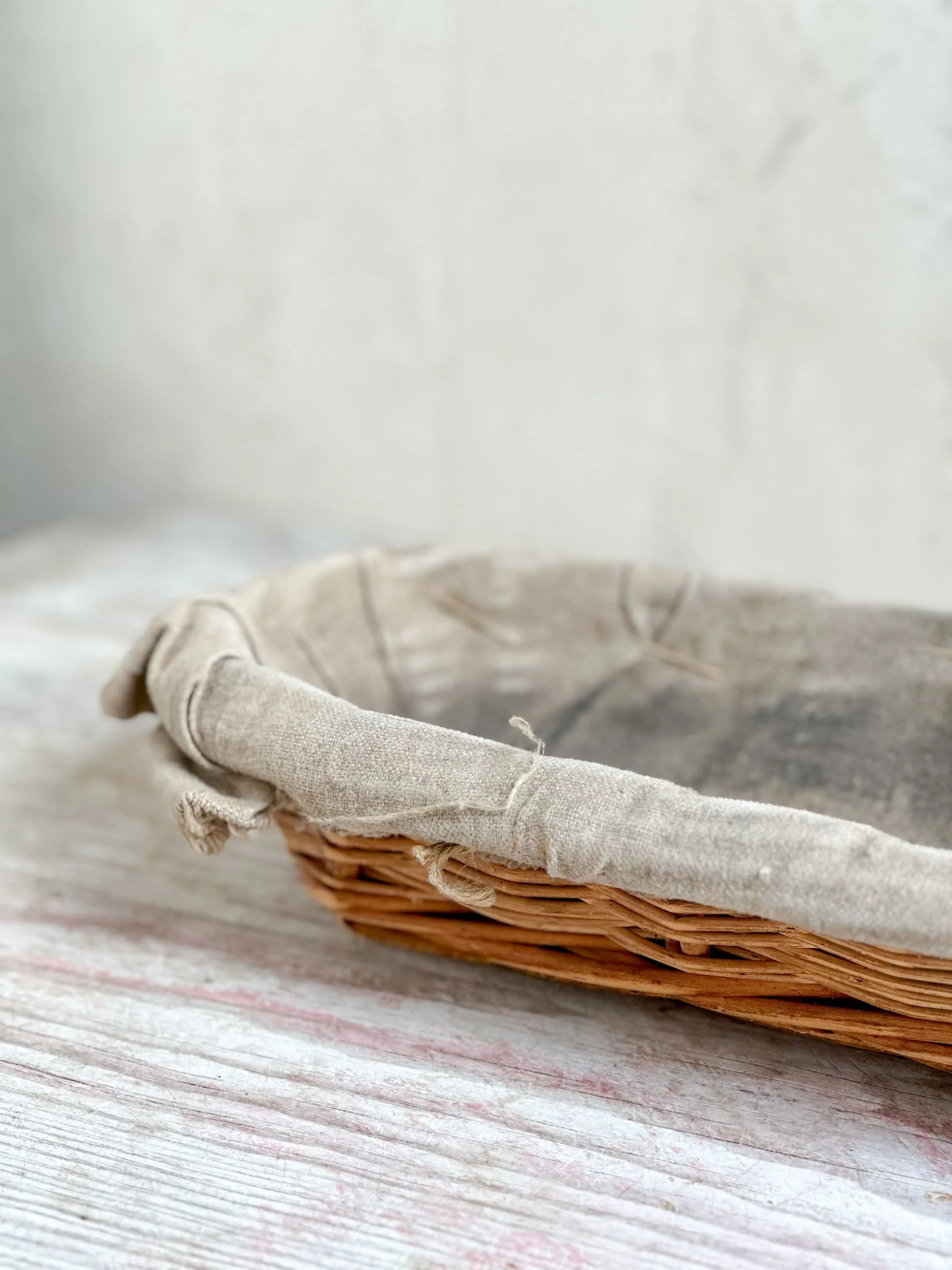 vintage-french-wicker-linen-bread-basket-small (1).jpg