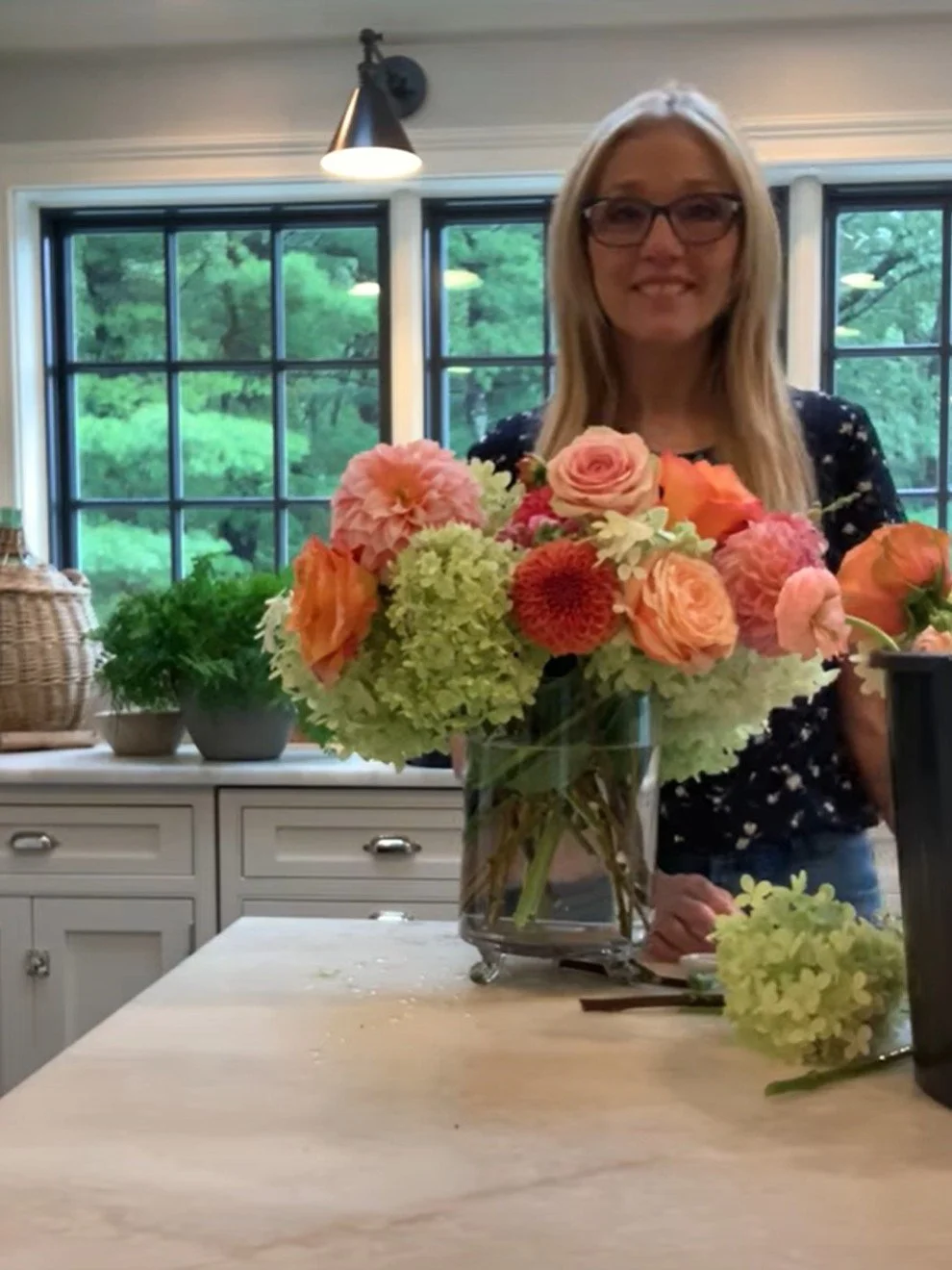 A Fall Dahlia Floral Arrangement Tutorial