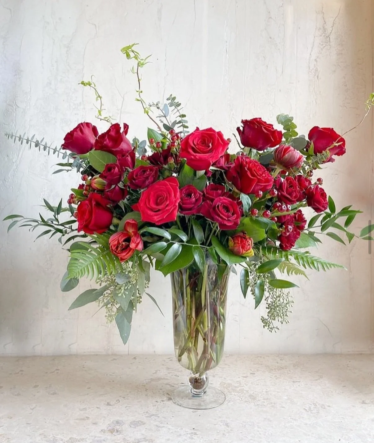 A little reminder that Valentine&rsquo;s Day is just around the corner 💕
If you&rsquo;re thinking about sending flowers, we&rsquo;d love to create something beautiful and meaningful for you. We&rsquo;re always happy to help you find the perfect arra