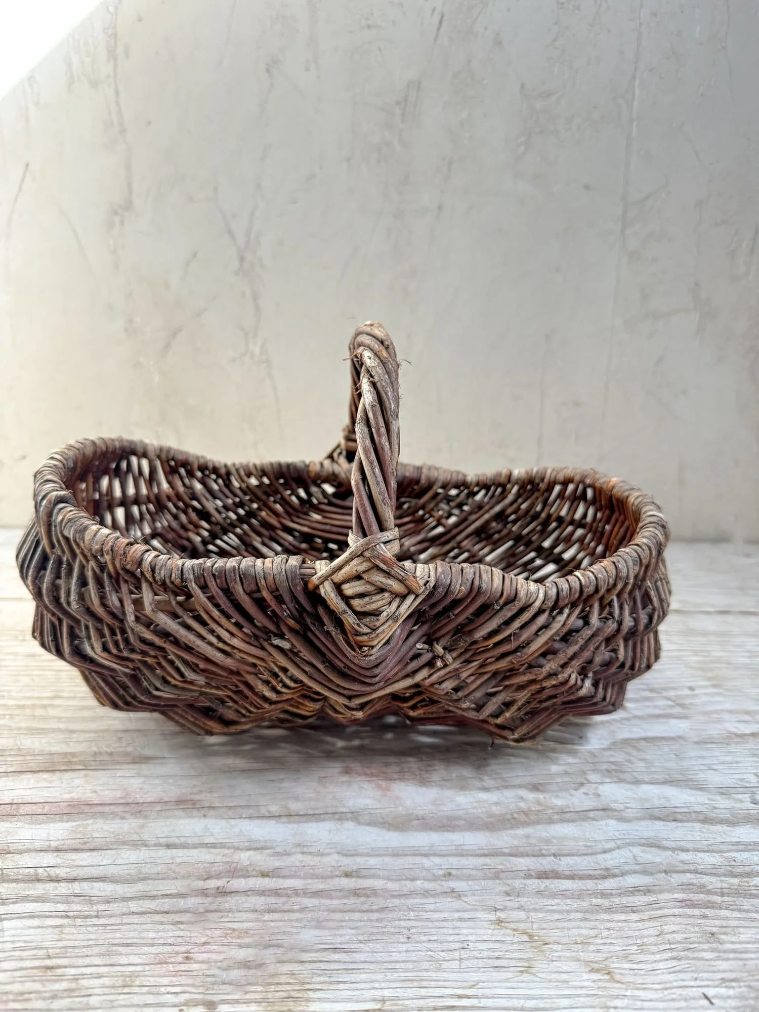 antique-rattan-wicker-berry-foraging-basket (7).jpg