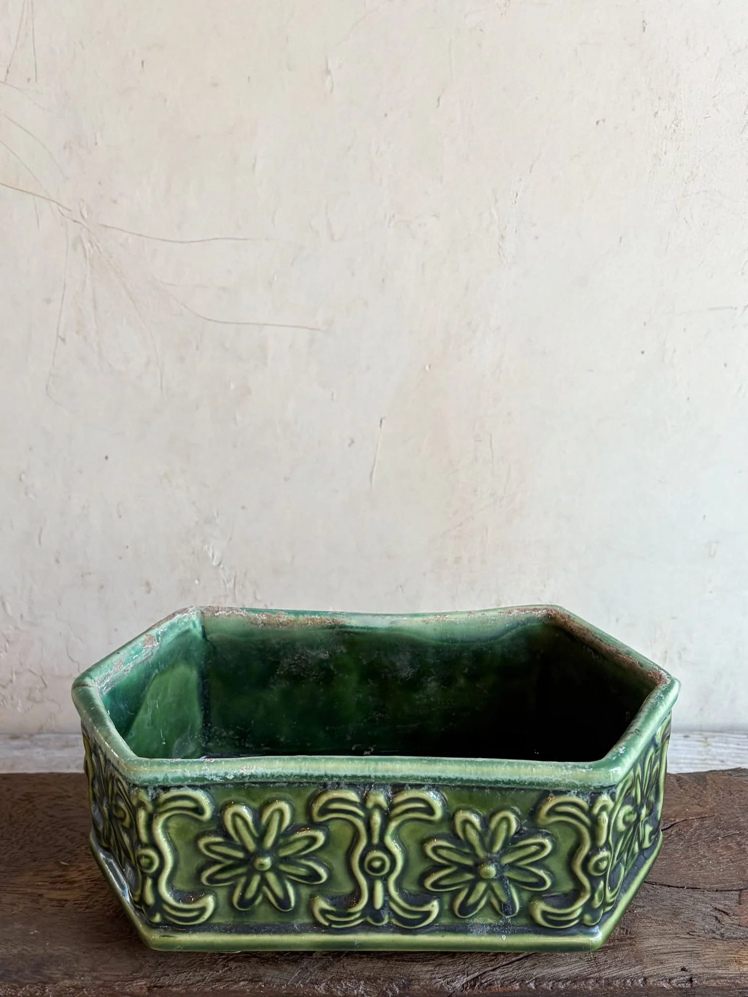 vintage-green-majolica-ceramic-planter-floral-hexagon (4).jpg