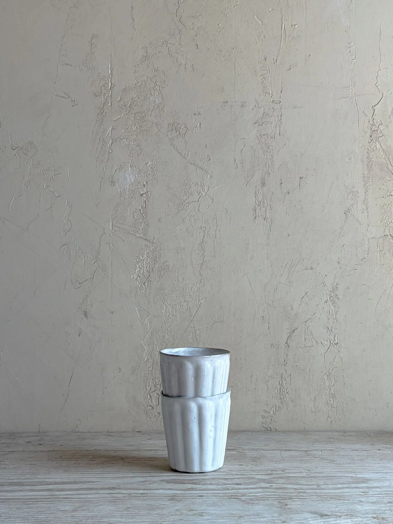 reves-argile-ribbed-ceramic-vase-provence-pottery-3.jpeg