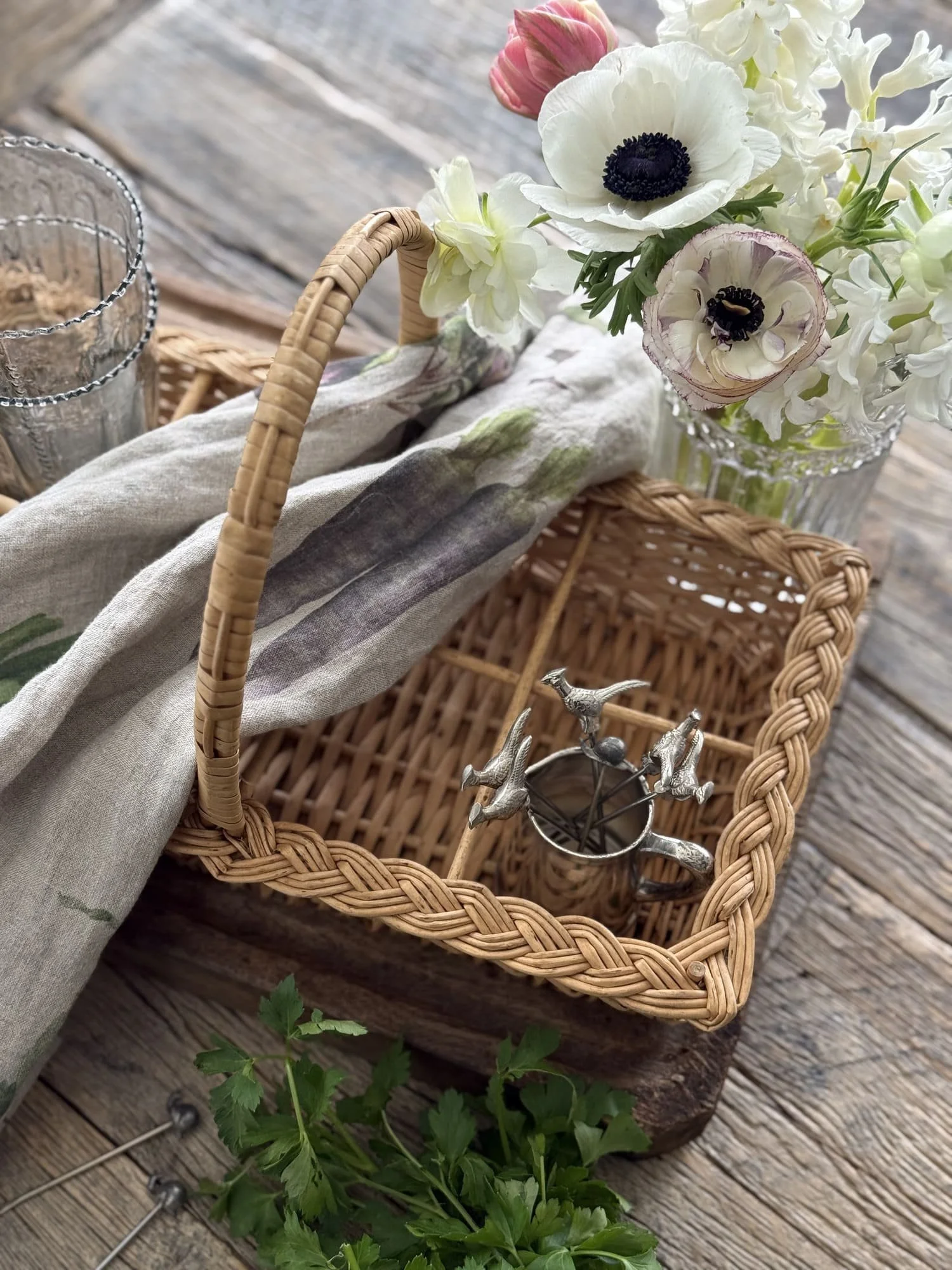 vintage-wicker-sectioned-serving-basket-bottle-holder (1).jpg