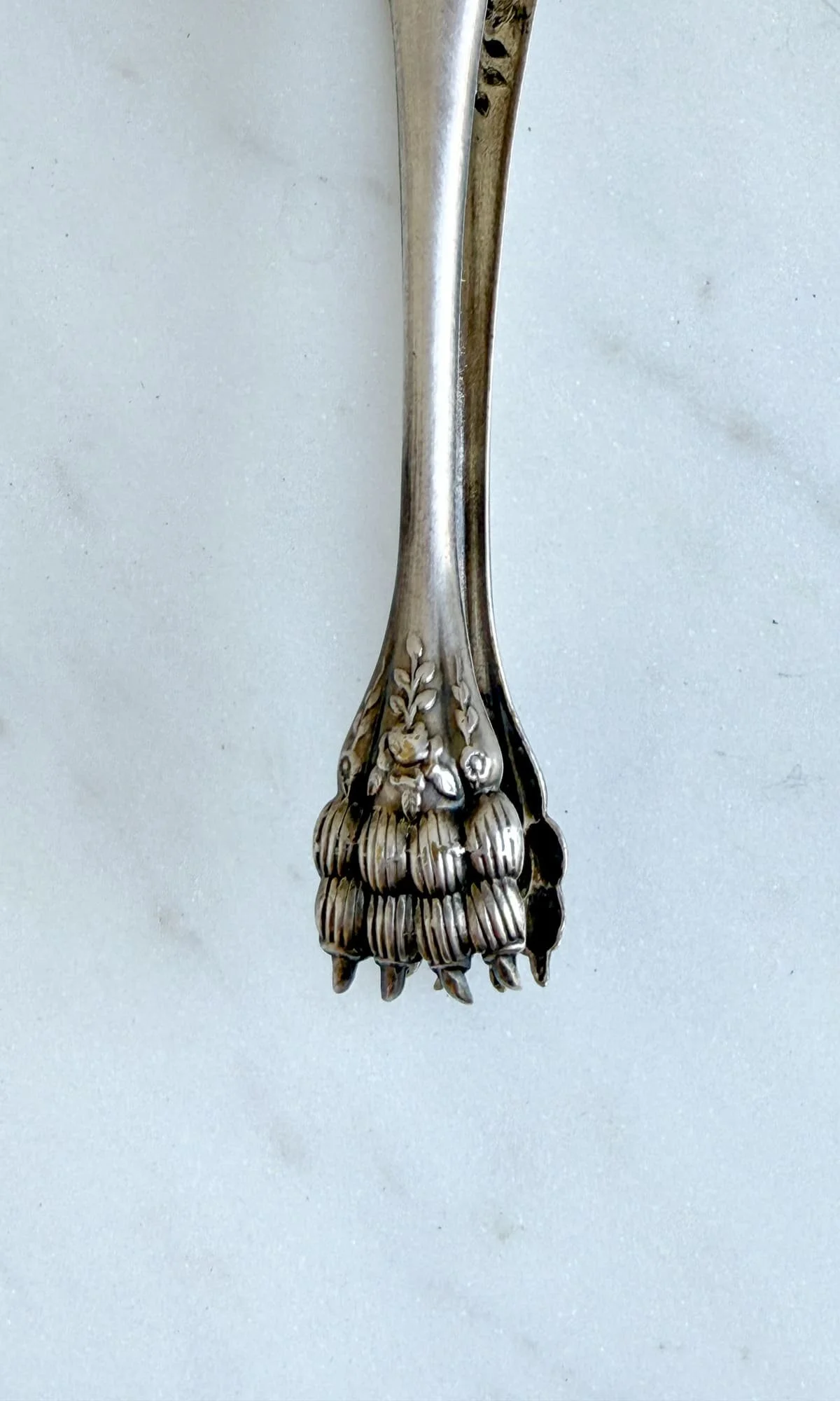 vintage-silver-sugar-tongs-claw-foot.jpg