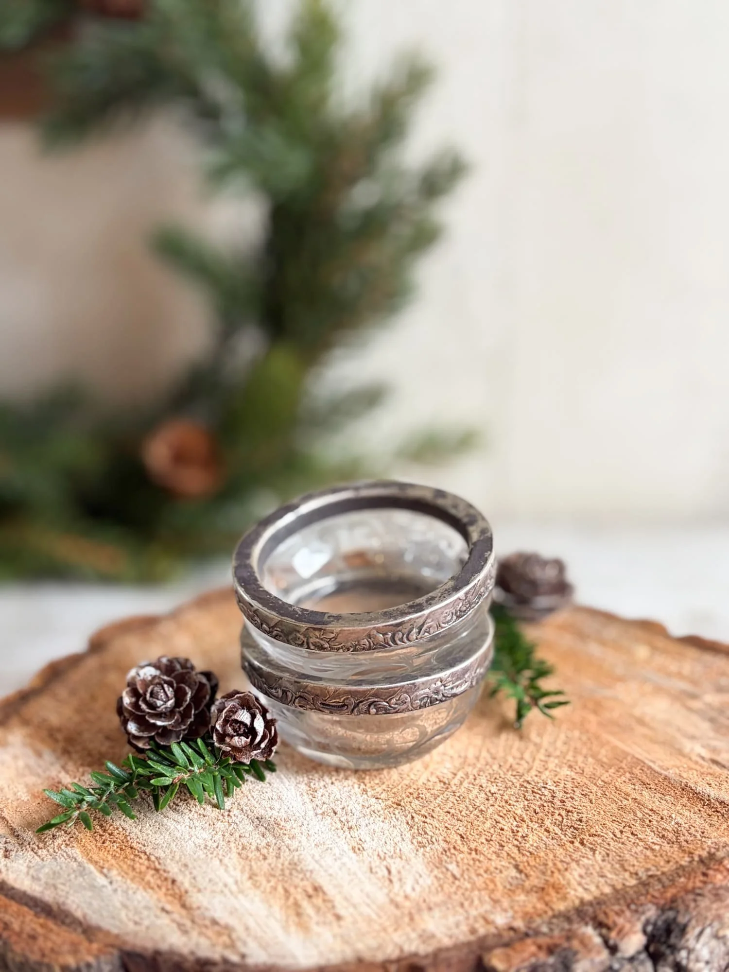 antique-etched-glass-silver-rim-salt-pepper-cellars (3).jpg