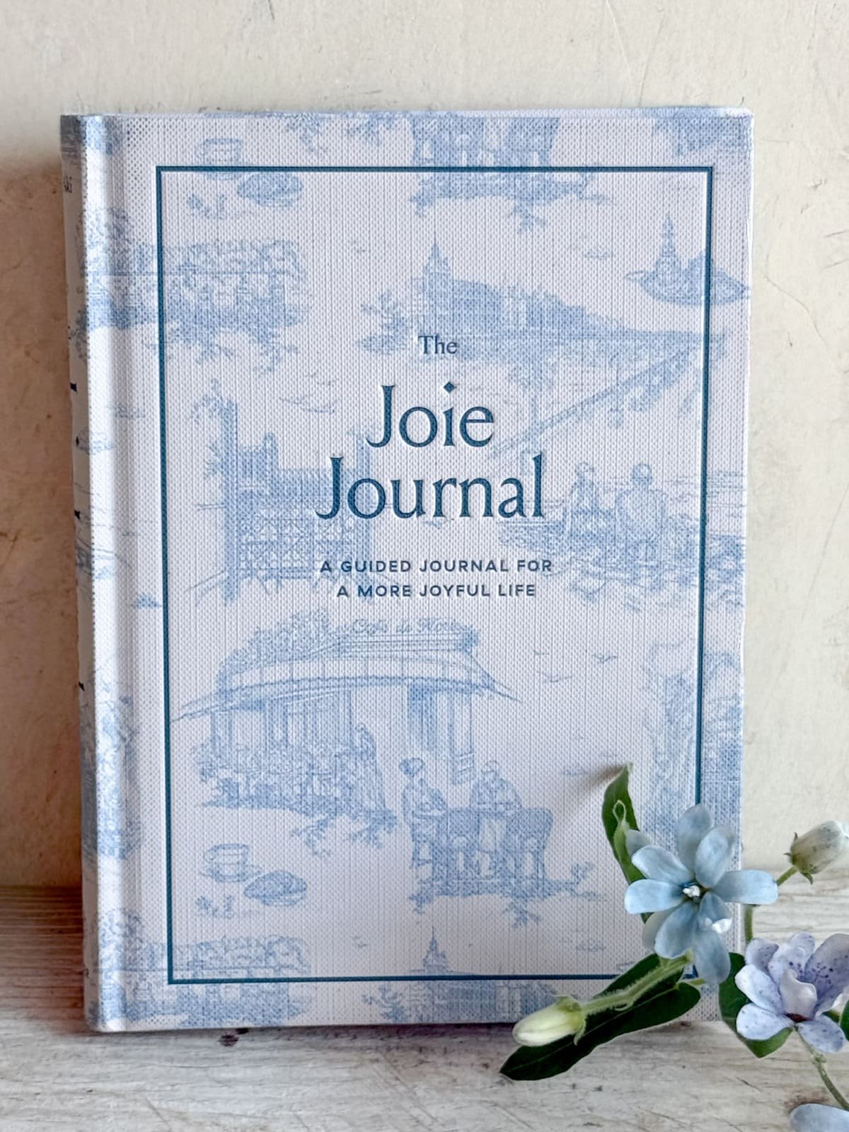 the-joie-journal-book-ajiri-aki-2.jpeg