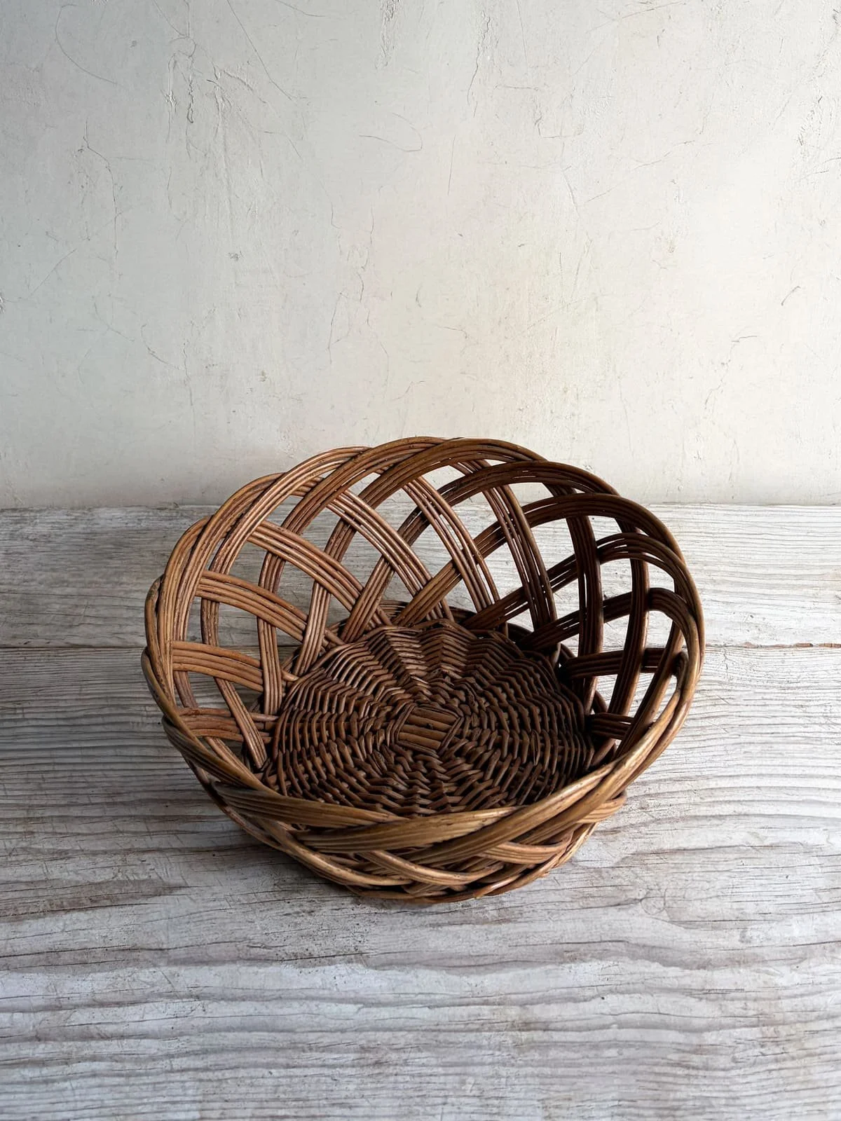 vintage-french-rattan-wicker-round-bread-basket (4).jpg