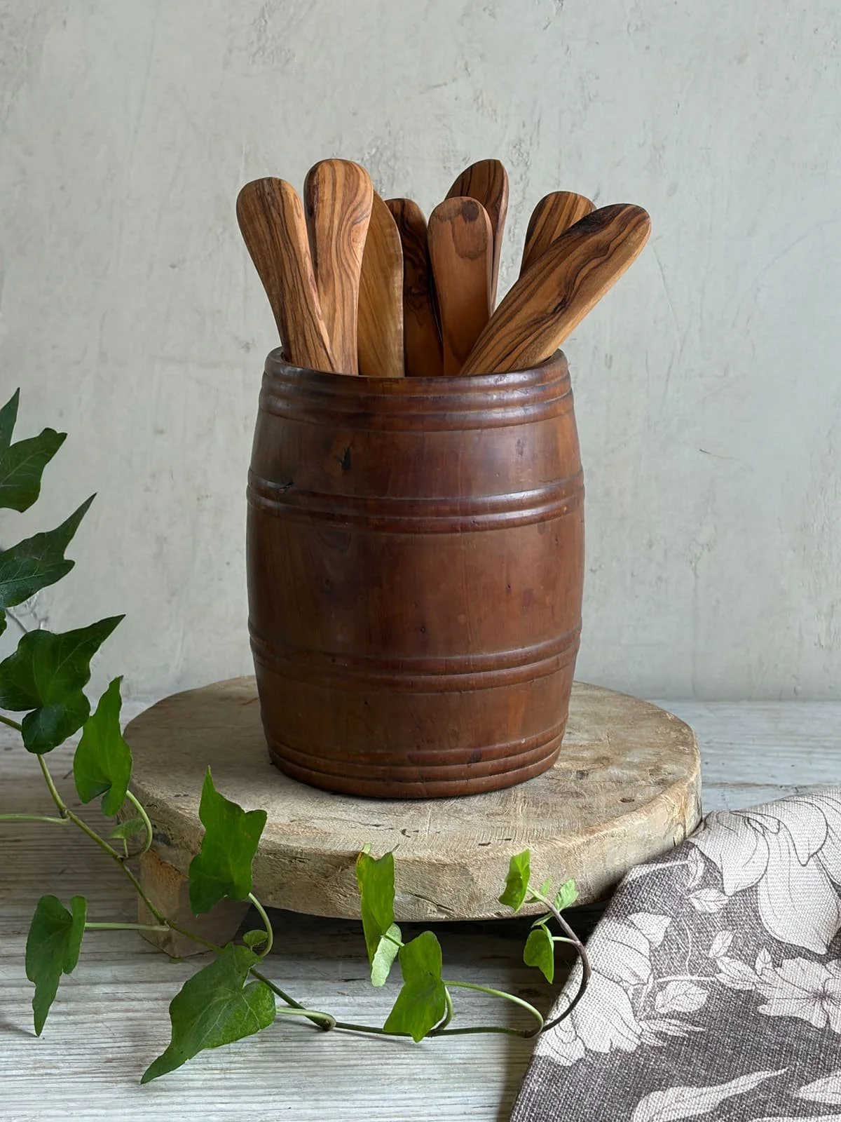 vintage-wooden-cider-barrel (3).jpg