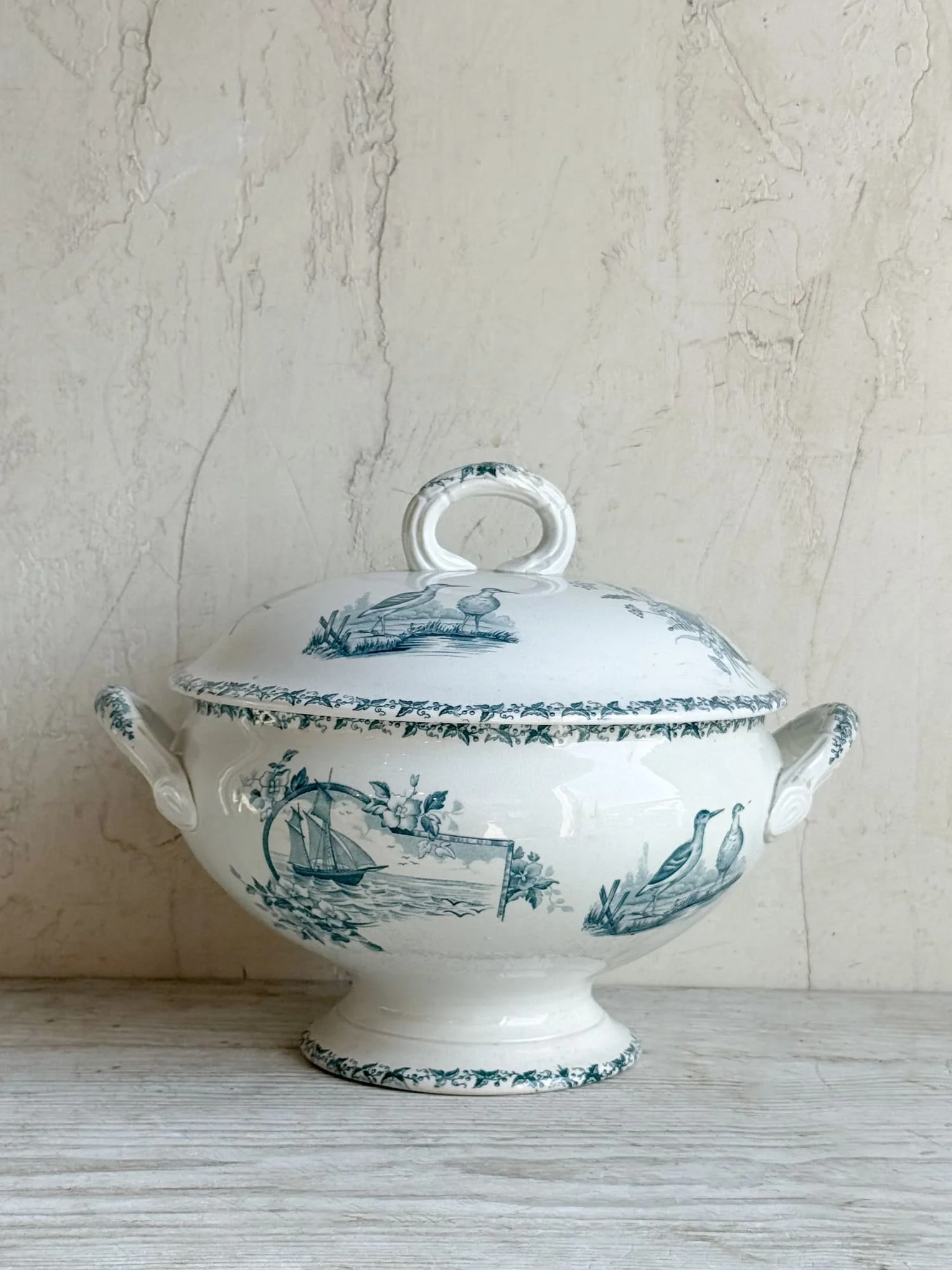 antique-french-ironstone-terre-de-fer-tureen-blue-transfer-boulenger-badonviller-gien (13).jpg