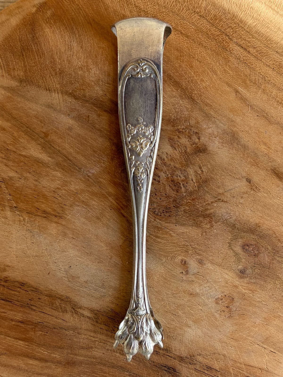 vintage-french-silver-lion-claw-sugar-tongs.jpg
