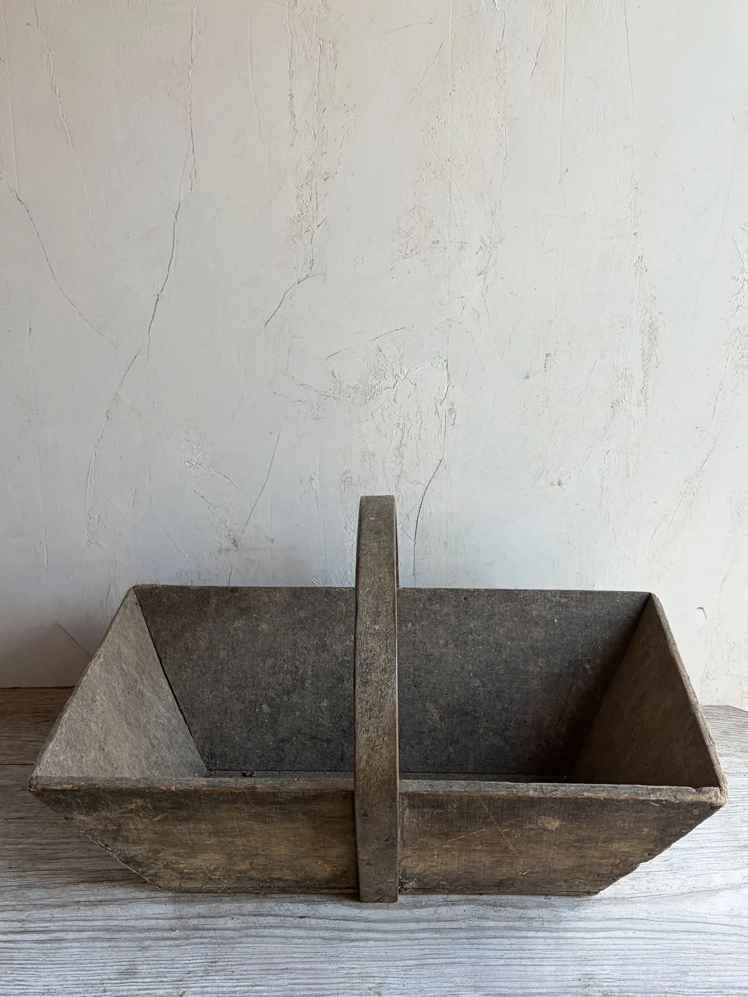 antique-wood-caddy-garden-trug-basket-thick-wood-handle (2).jpg