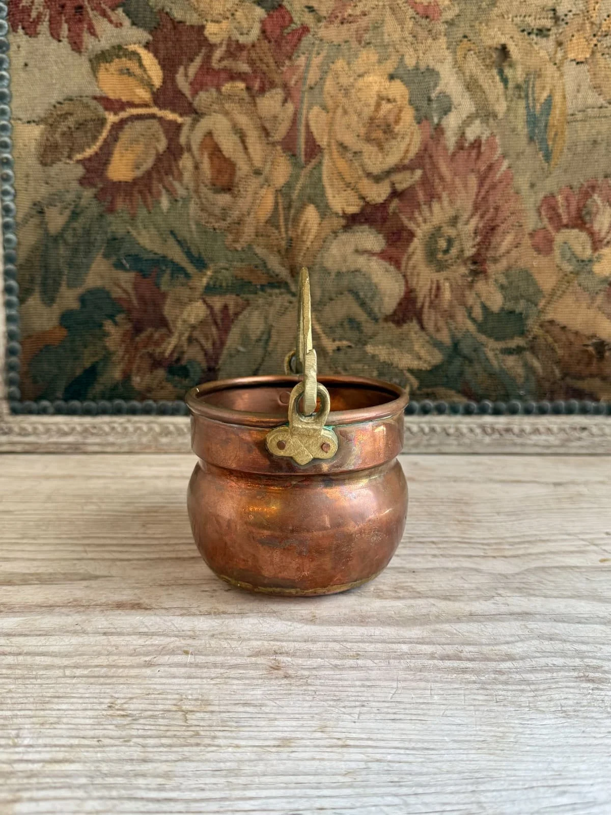 vintage-copper-cauldron-pot-brass-handles (2).jpg
