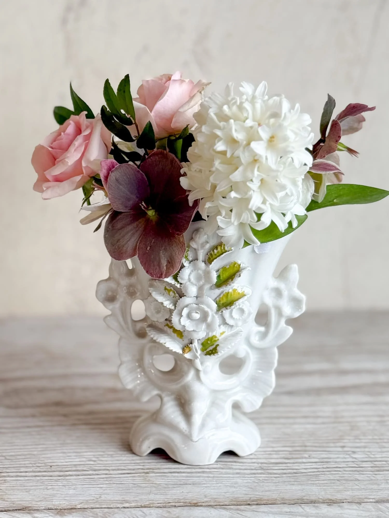 antique-french-marriage-vase-white-porcelain-de-paris-wedding-vase (9).jpg