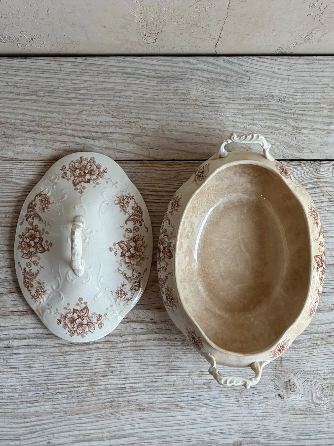 antique-burslam-brown-floral-transferware-tureen-4.jpeg