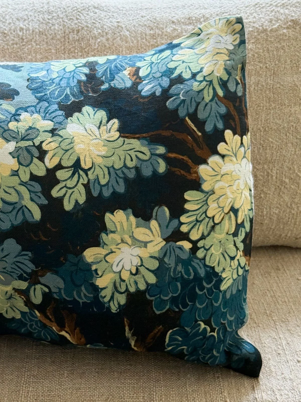 antoinette-poisson-french-linen-pillow-domino-print-forest-61-joli-bois-2.jpeg