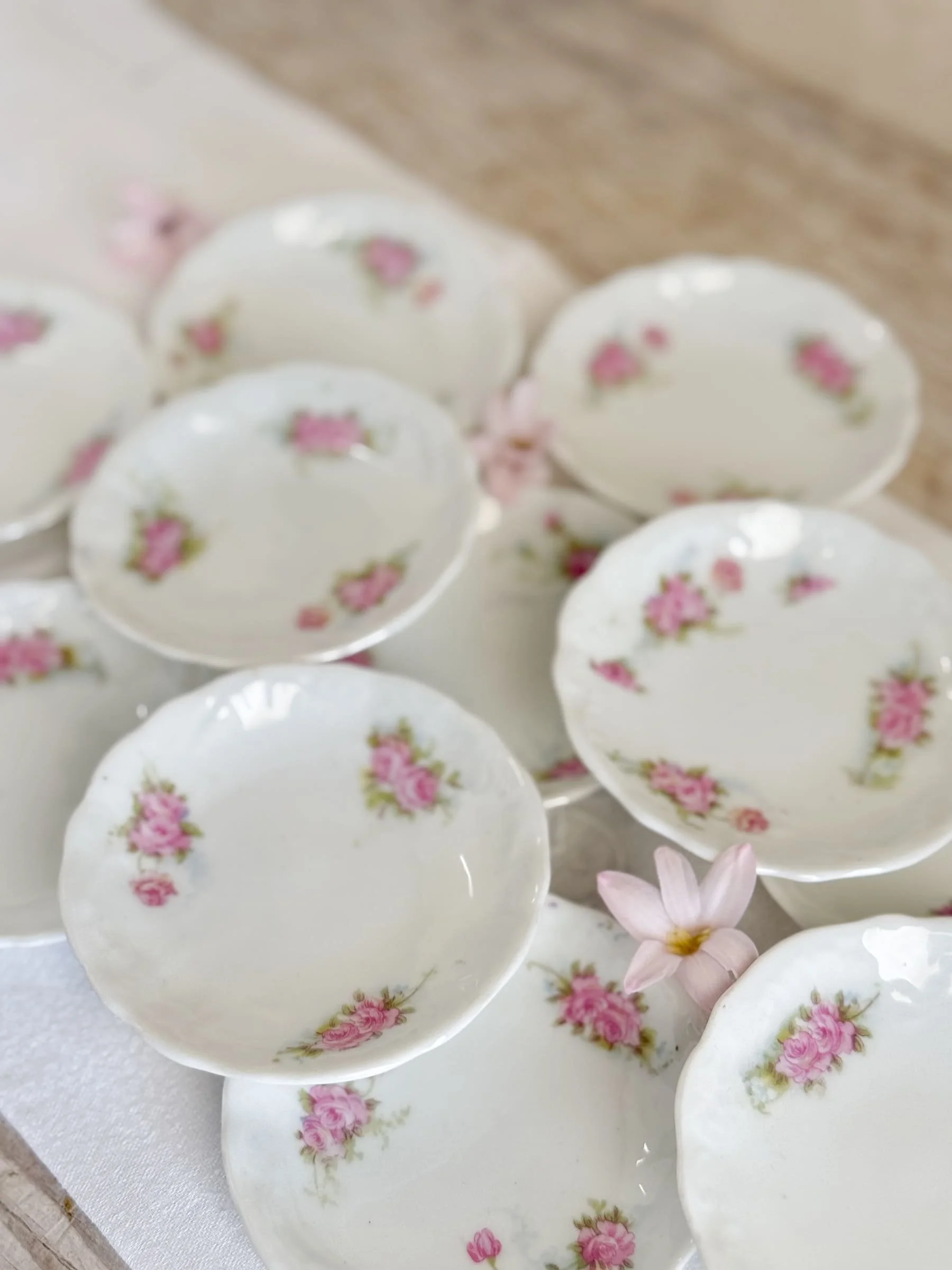limoges-pink-roses-butter-pat-dish (5).jpg