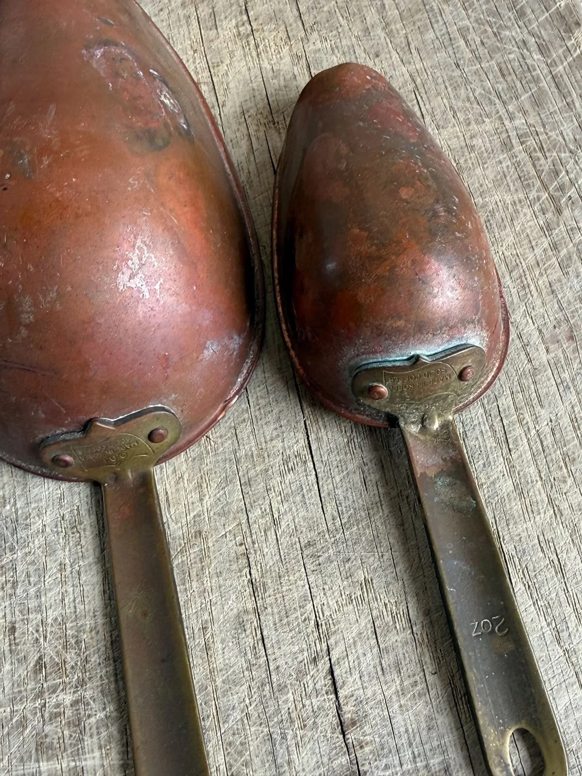 vintage-copper-scoops-dry-goods-scoop-brass-handle-1.jpg