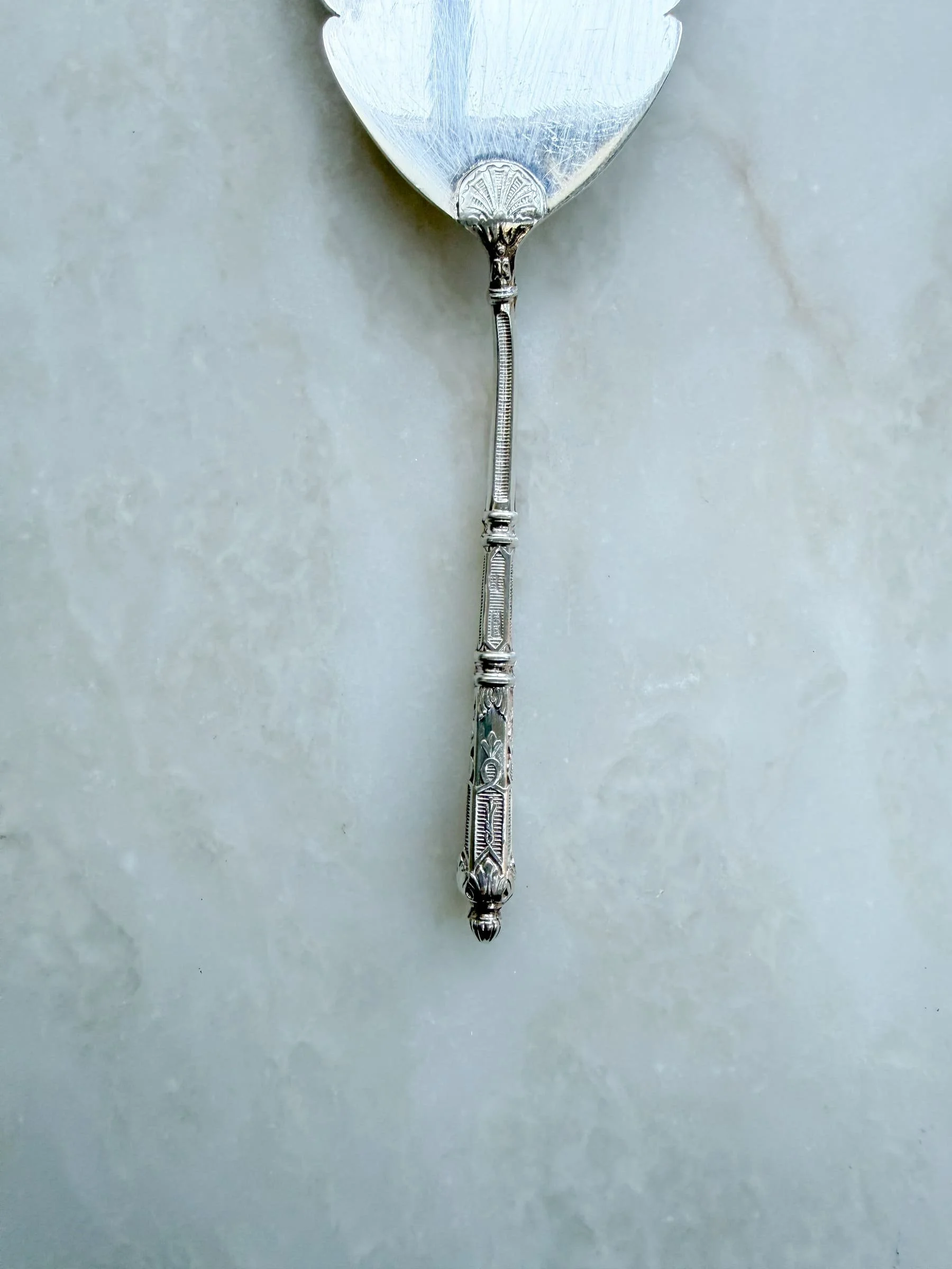 vintage-silver-pie-servers (2).jpg