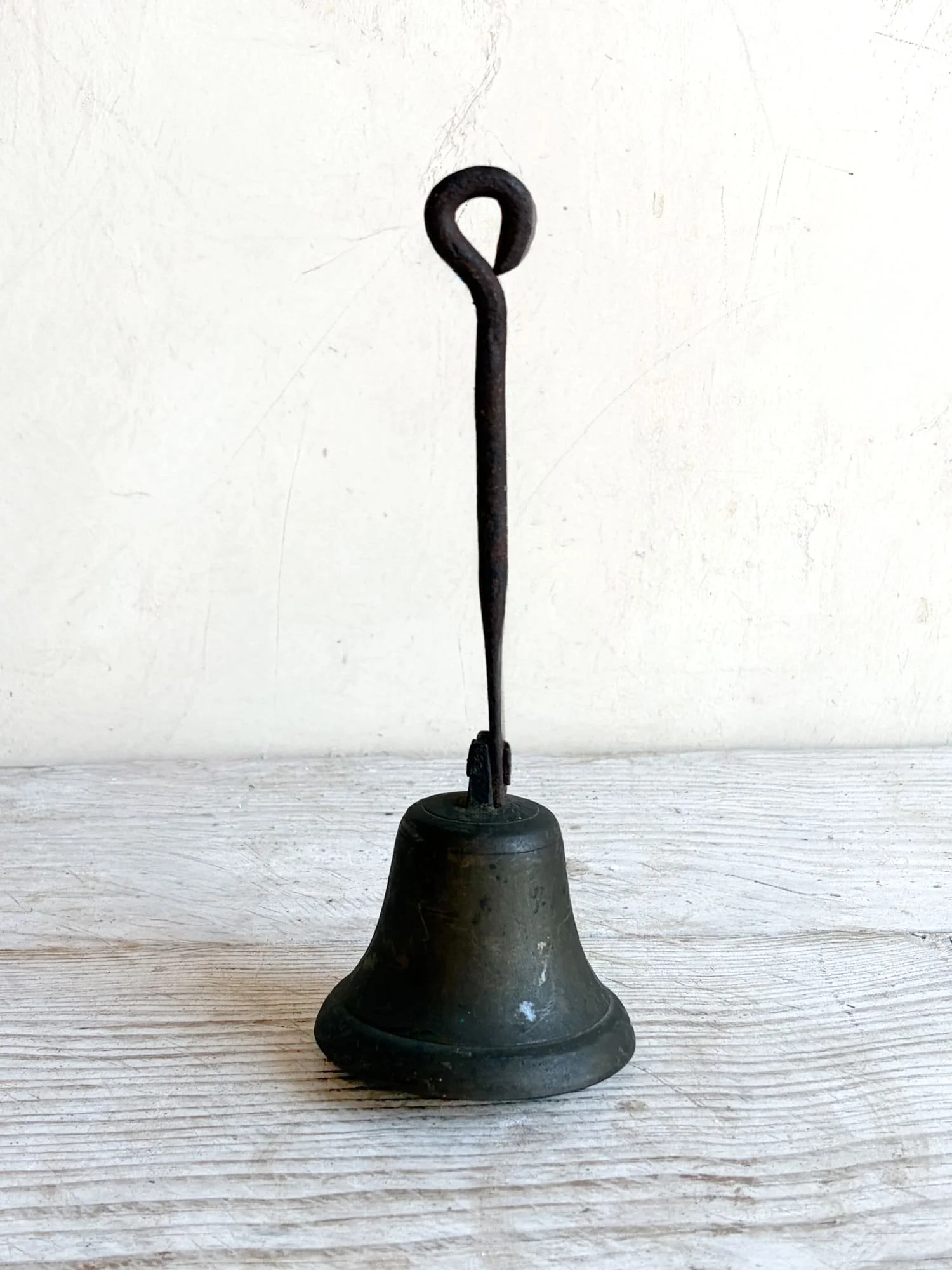 vintage-brass-goat-bell-butler-dinner-bell (2).jpg