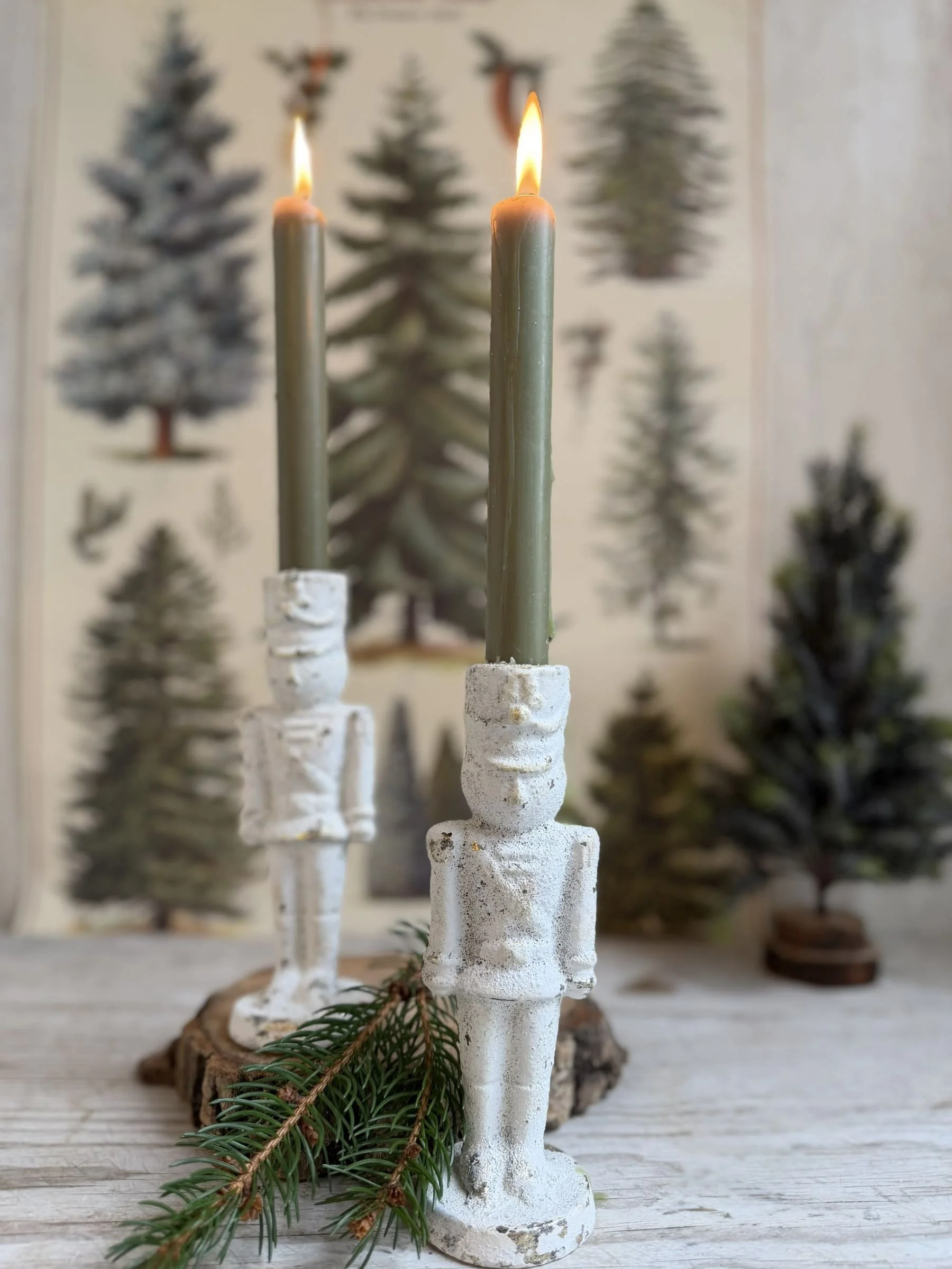 gilt-nutcracker-toy-soldier-figurine-candlestick (8).jpg