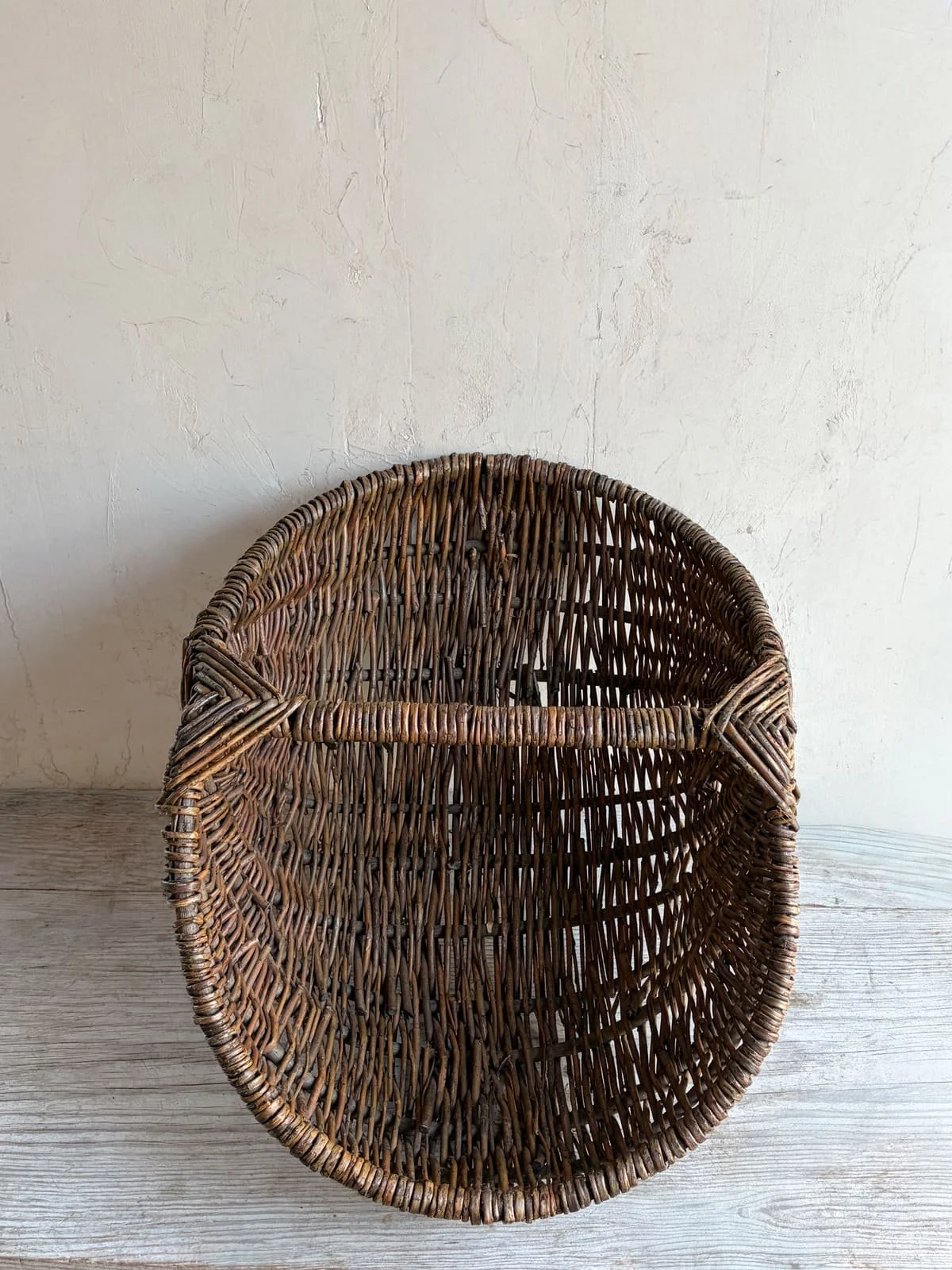 antique-french-willow-wicker-gathering-basket-flat-handle (2).jpg