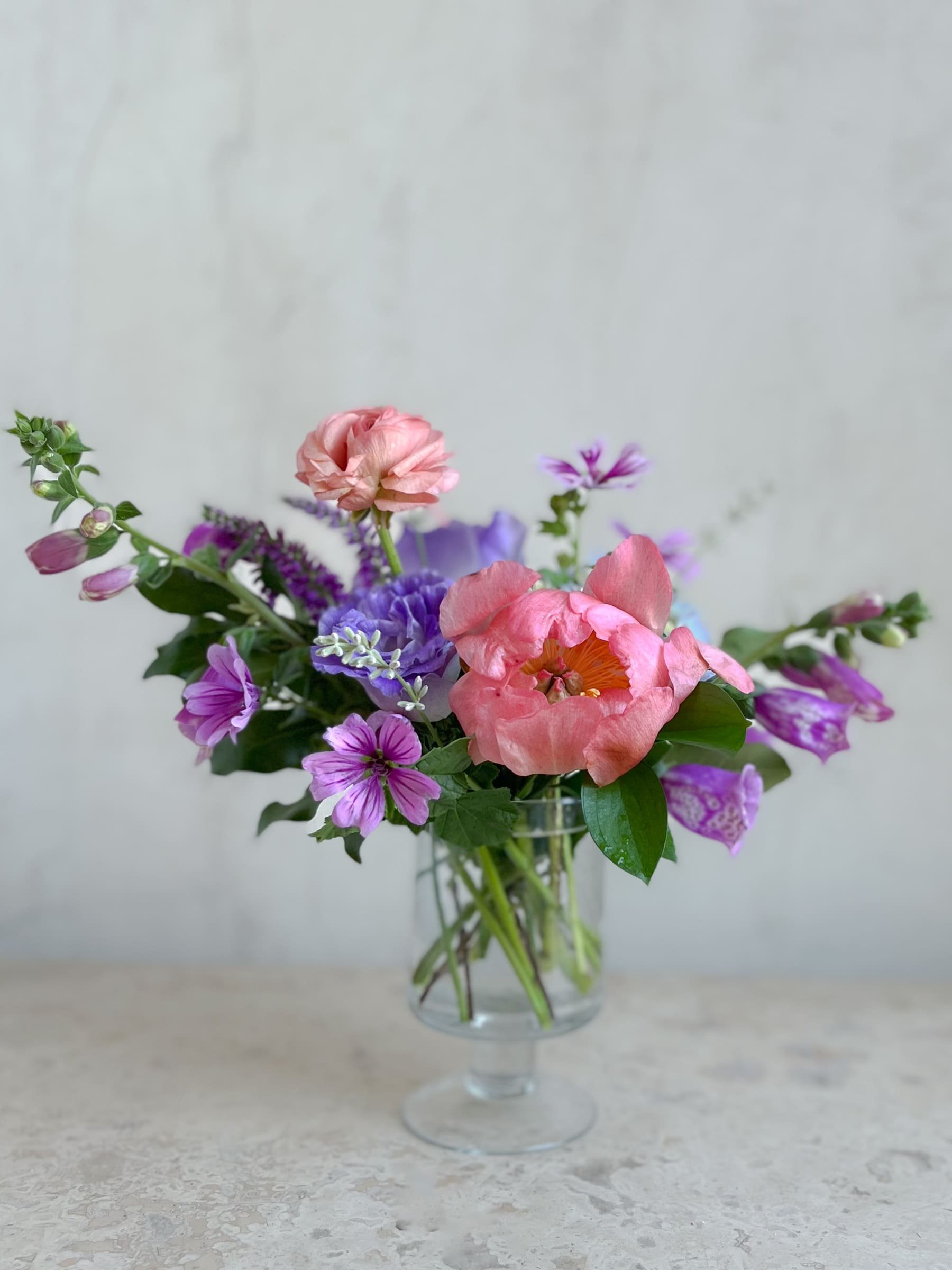 floral-delivery-subscription-6-months-of-flowers-les-fleurs-florist-andover-ma-bright-summer-florals.jpg