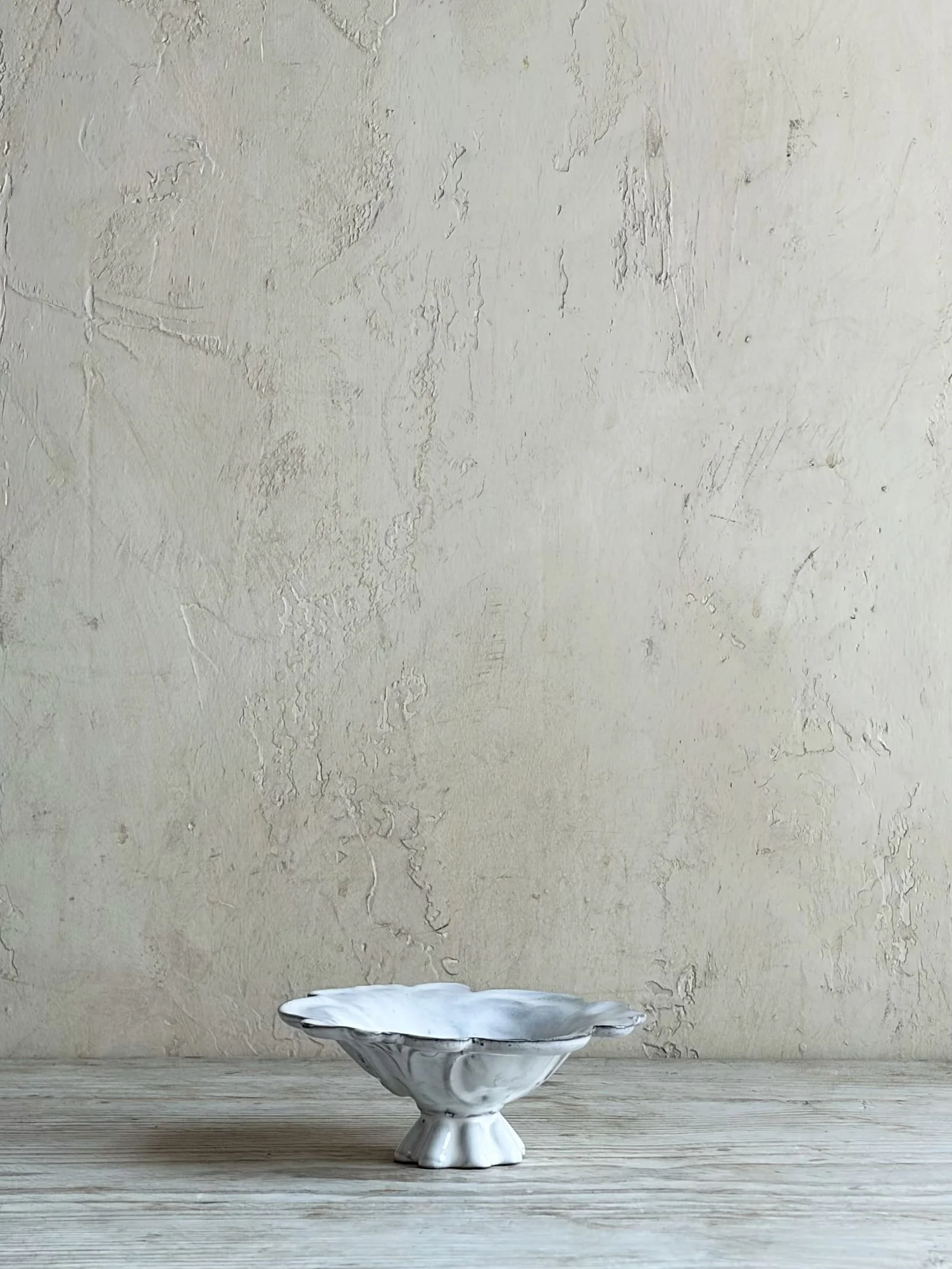 reves-argile-ceramic-scalloped-compote-dish-provence-pottery-3.jpeg