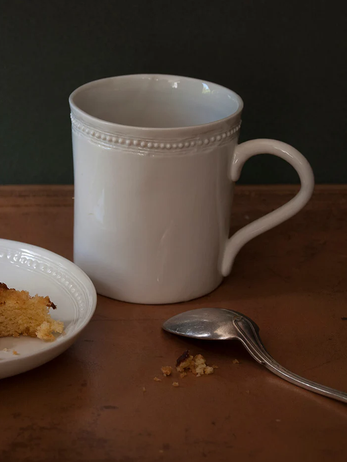 alix-d-reynis-white-porcelain-tea-coffee-mug-louis-xvi.jpg