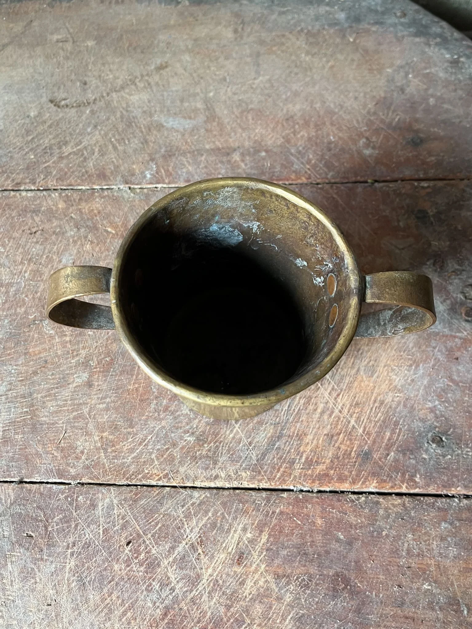 antique-brass-loving-cup-two-copper-handled-urn -vase (3).jpg