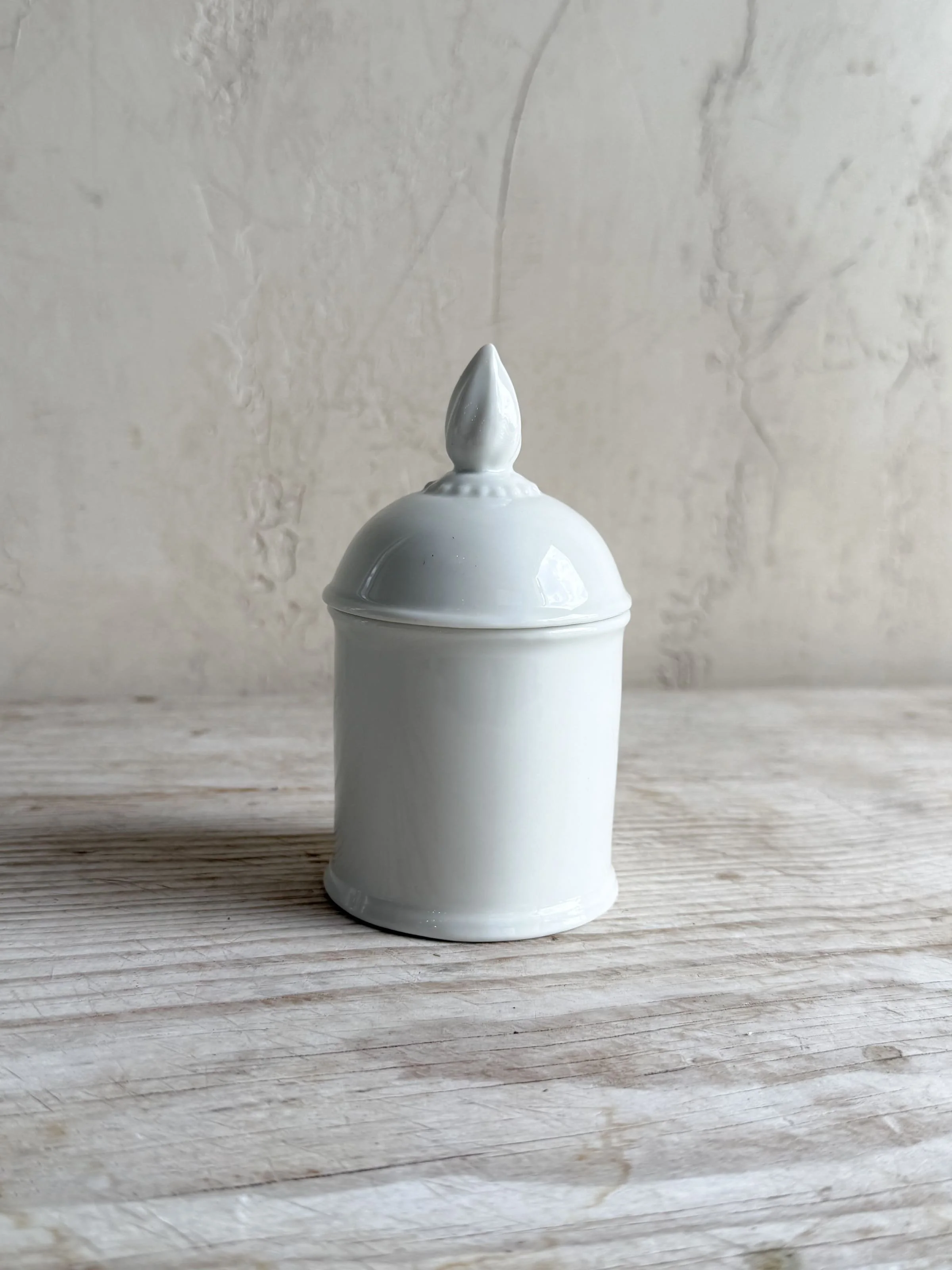 alix-d-reynis-porcelain-apothecary-jar-petite-limoges-france.jpg