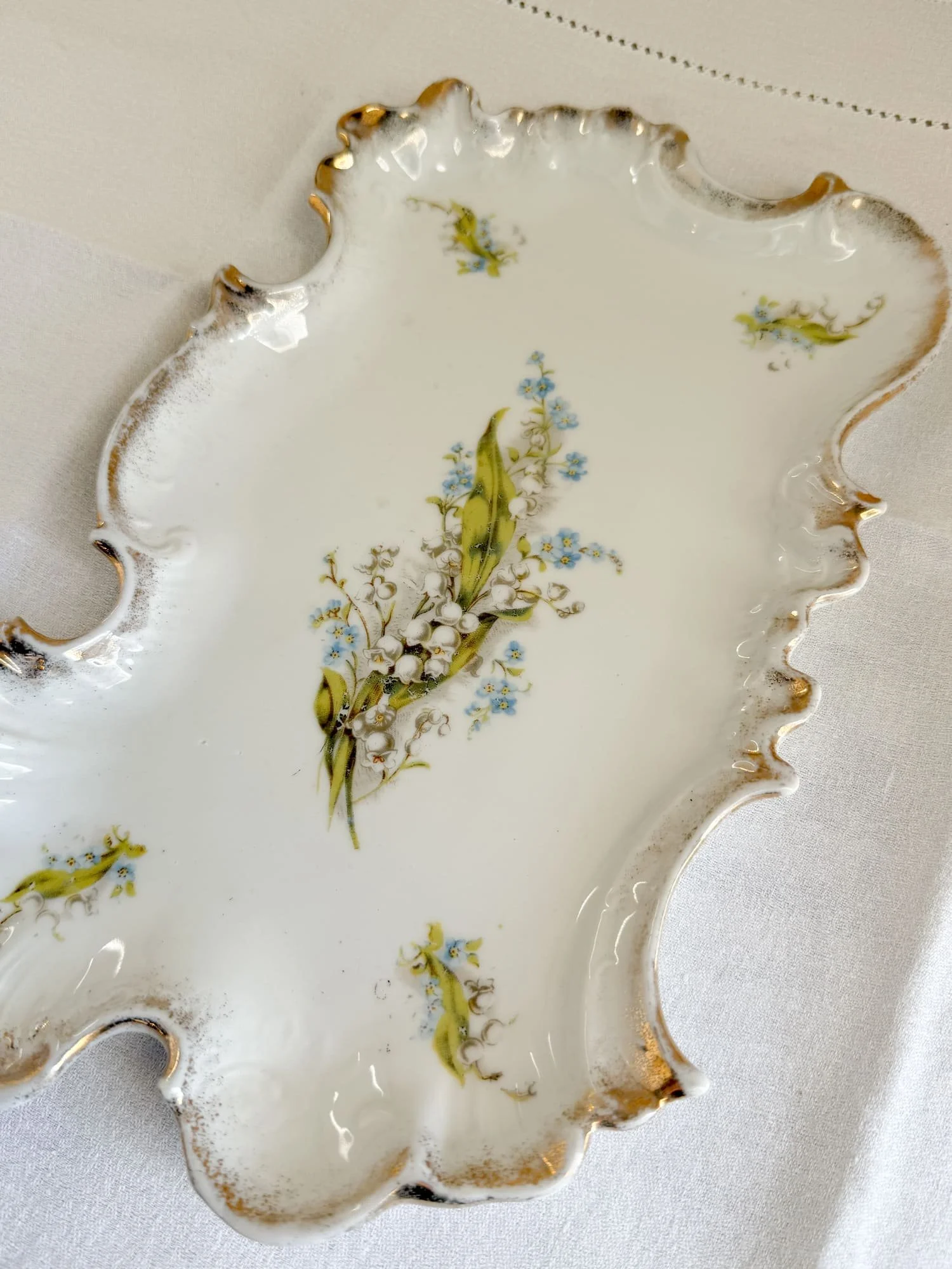antique-porcelain-lily-of-the-valley-vanity-dresser-tray (3).jpg