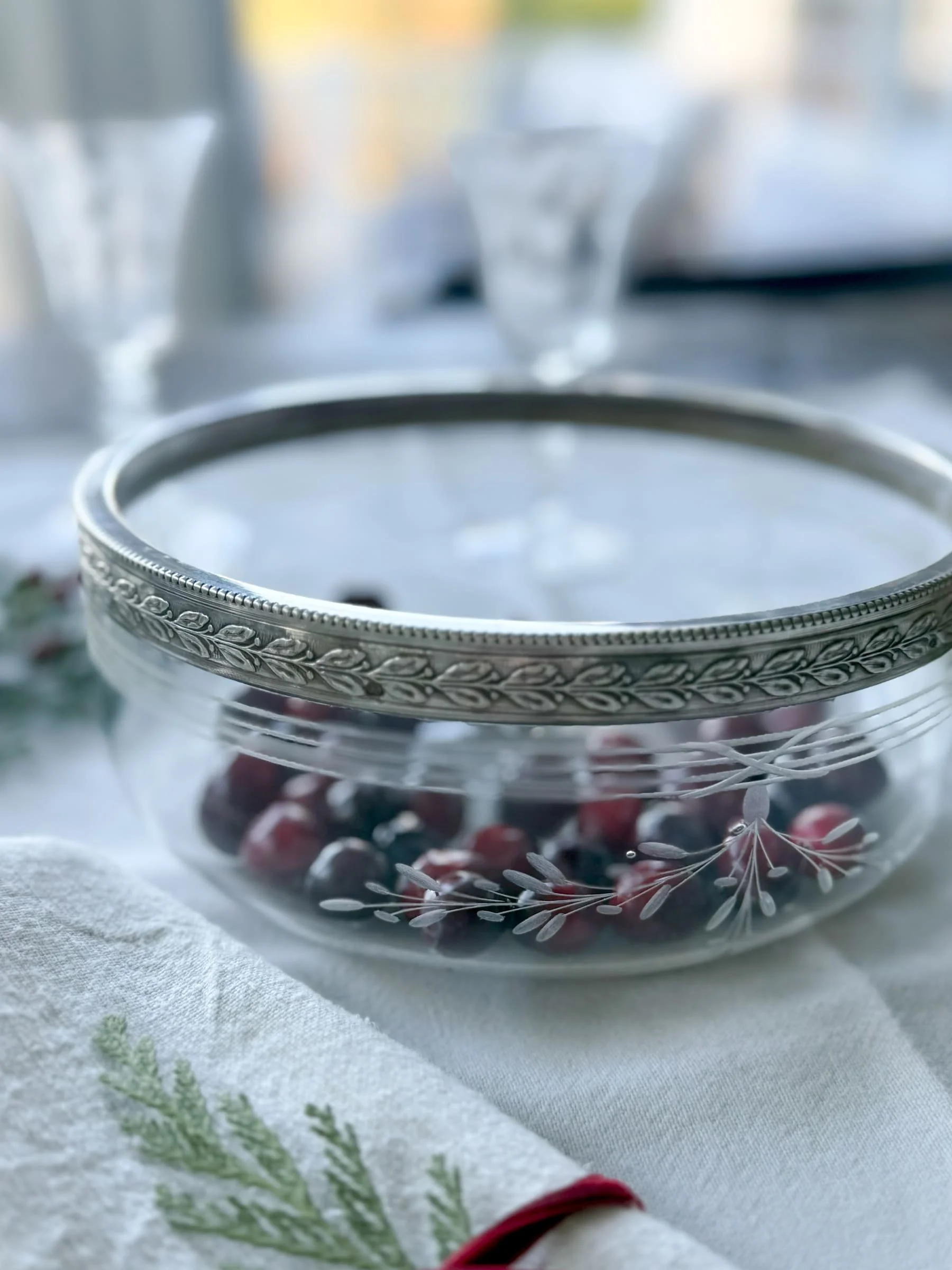 vintage-christofle-etched-glass-bowl-silver-laurel-leaf-rim (4).jpg